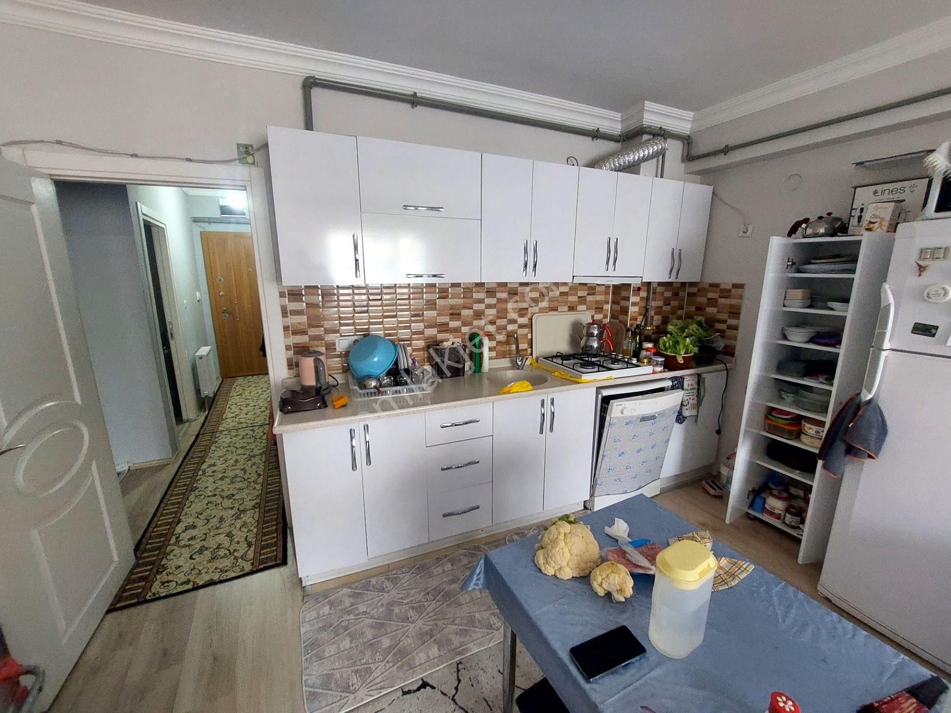 Recep Ümit Emlak'tan Fatih Mahallesinde Satılık Asansörlü Amerikan Mutfaklı 2+1 Daire - Görsel 6