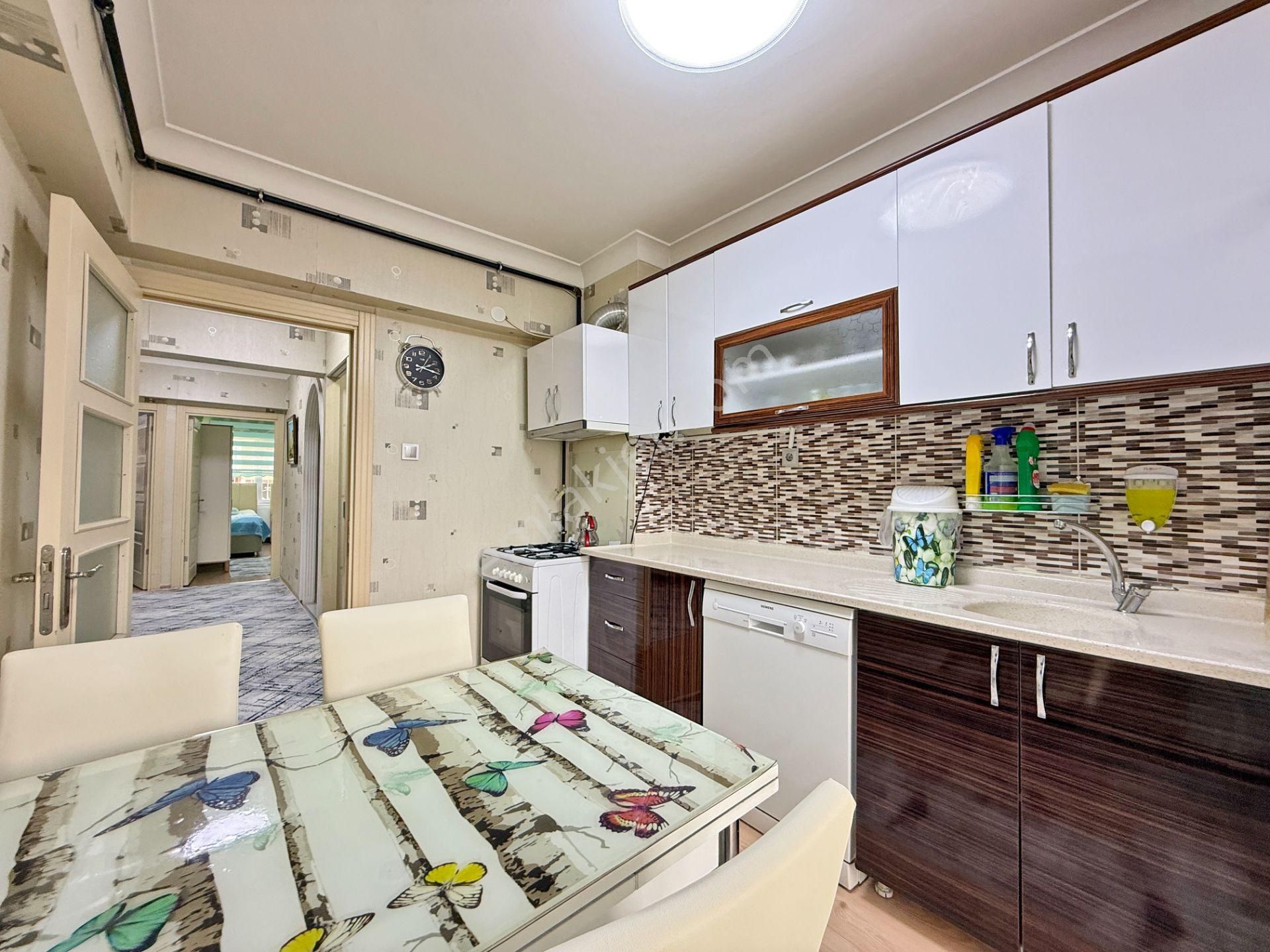 Taşcılar'dan Ara Kat 2+1 90m² Kilerli Full Yapılı Asansörlü Daire - Görsel 3