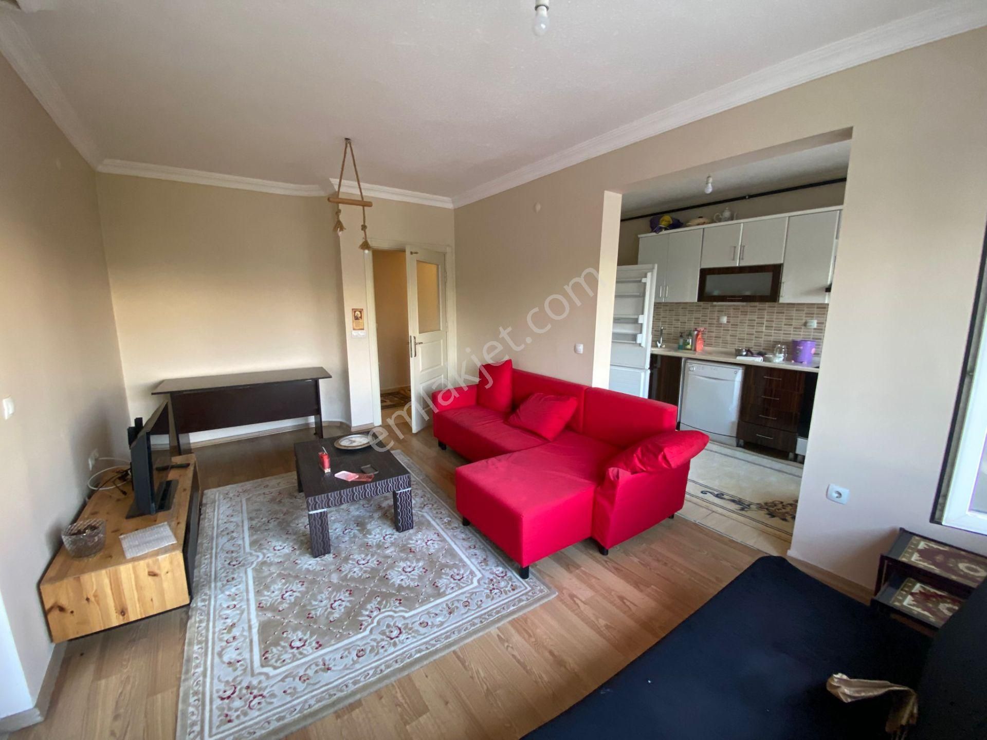 Altınevler Mah 2+1 Kat4 Ön Güney Cephe Merkezi Konum'da - Görsel 4