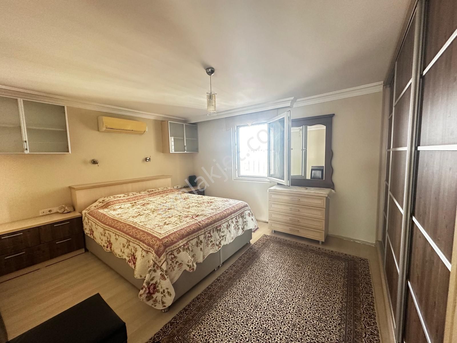 Kuşadası Marinada Full Kapanmaz Deniz Ve Marina Manzaralı - Görsel 11