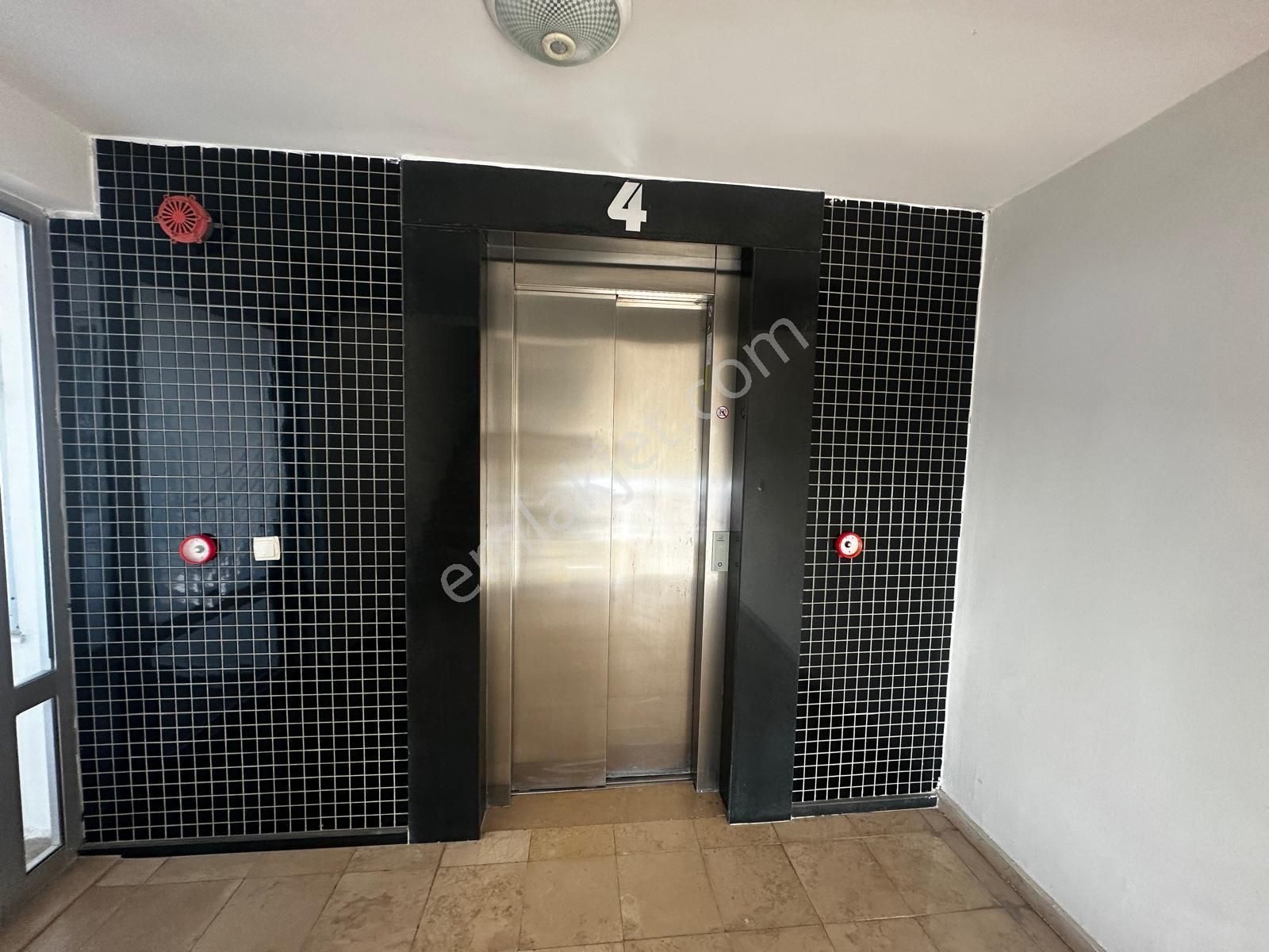 Kuşadası Marinada Full Kapanmaz Deniz Ve Marina Manzaralı - Görsel 10