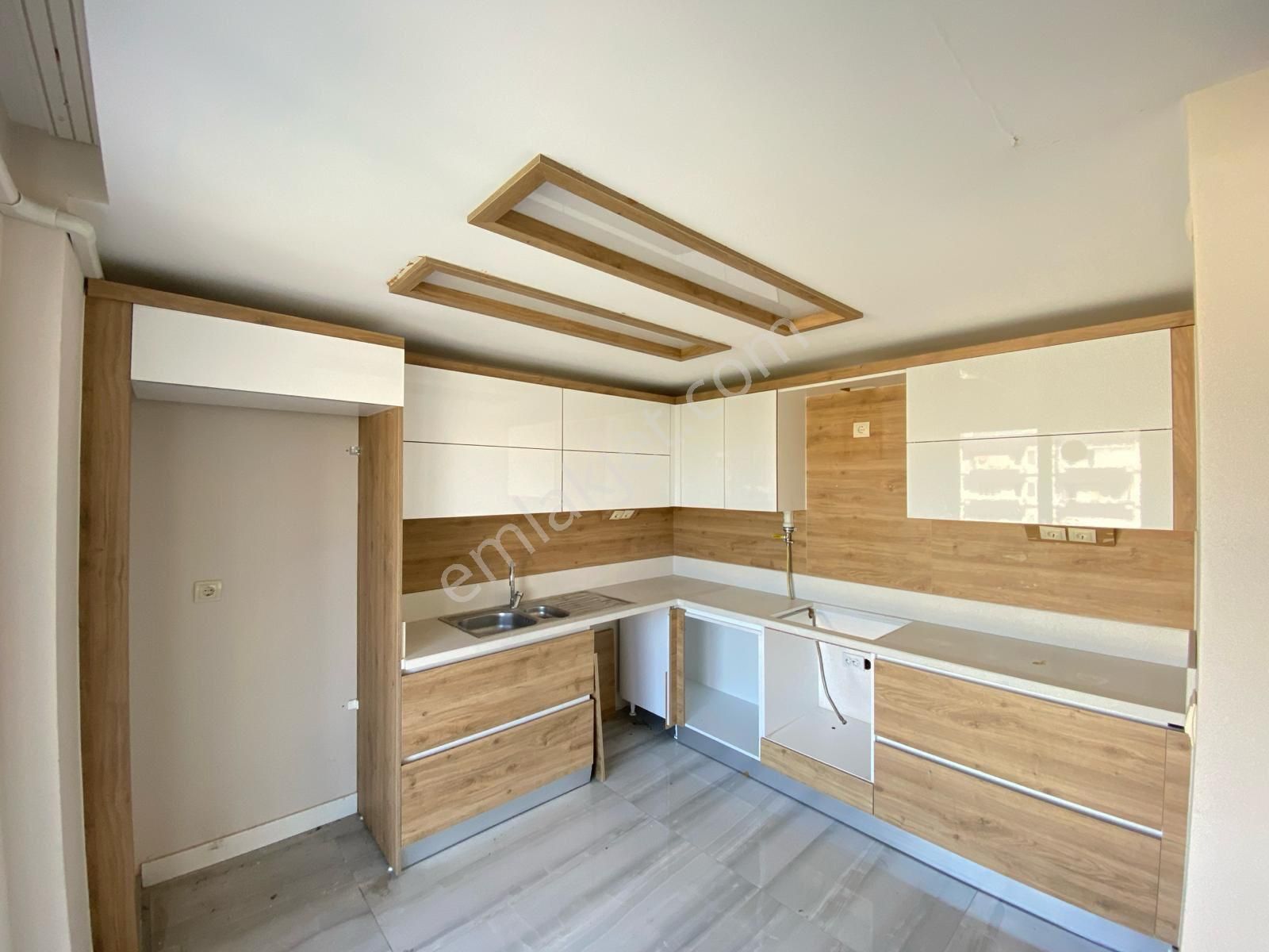 Kuşadası Otogar Yanı Kiralık 4+1 Dubleks Daire - Görsel 2