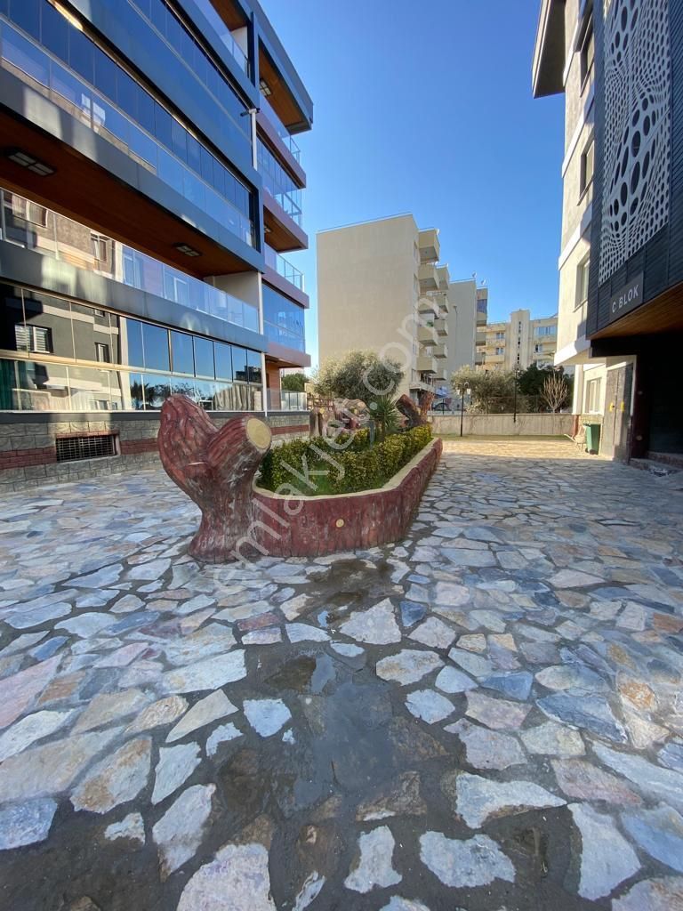 Kuşadası Otogar Yanı Kiralık 4+1 Dubleks Daire - Görsel 30