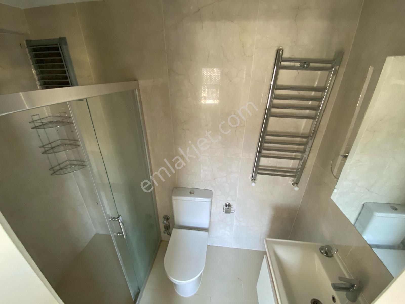 Kuşadası Otogar Yanı Kiralık 4+1 Dubleks Daire - Görsel 12