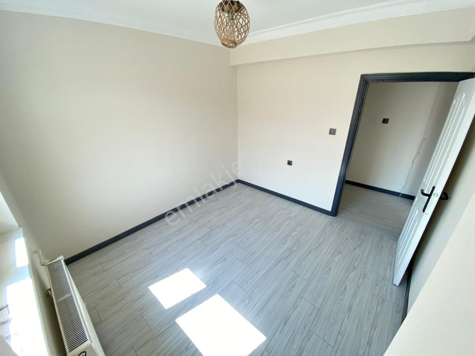 Yayla Merkezi Konumda Katta Yyapılı Geniş M2 3+1 - Görsel 25