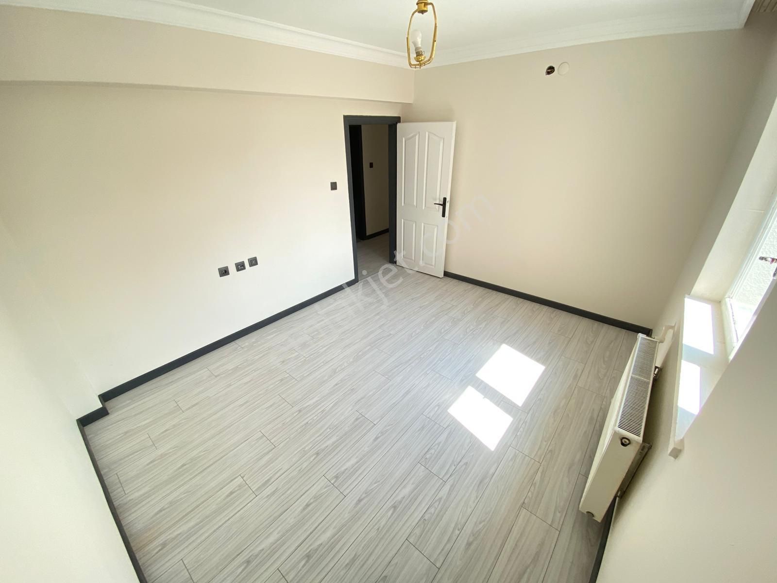 Yayla Merkezi Konumda Katta Yyapılı Geniş M2 3+1 - Görsel 7