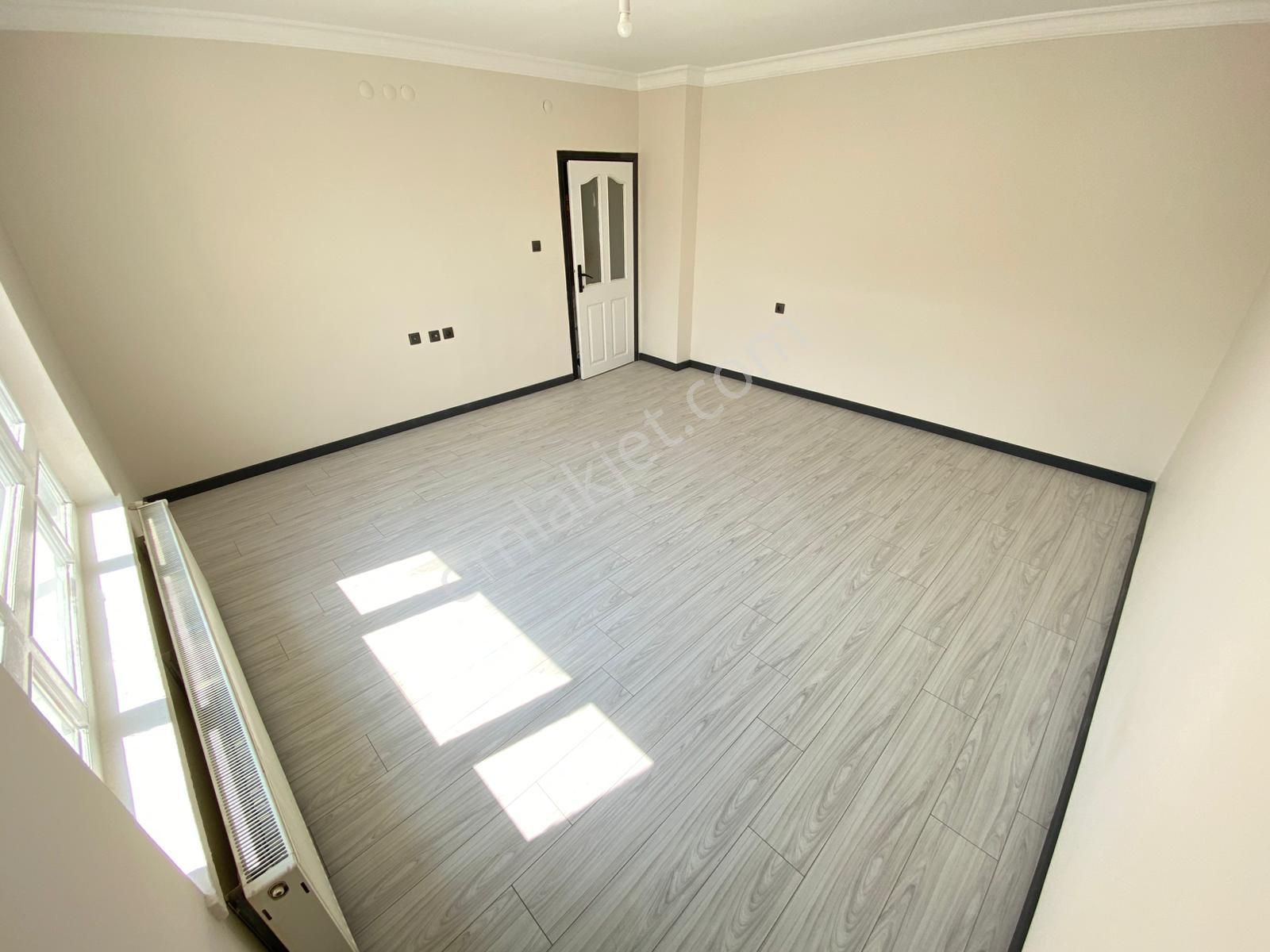 Yayla Merkezi Konumda Katta Yyapılı Geniş M2 3+1 - Görsel 18