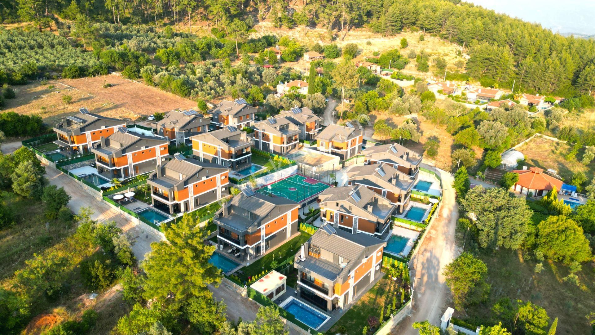 Goldhouse Dan Kiralık Yeşilüzümlü De 5+1 Muhteşem Villa Fırsatı