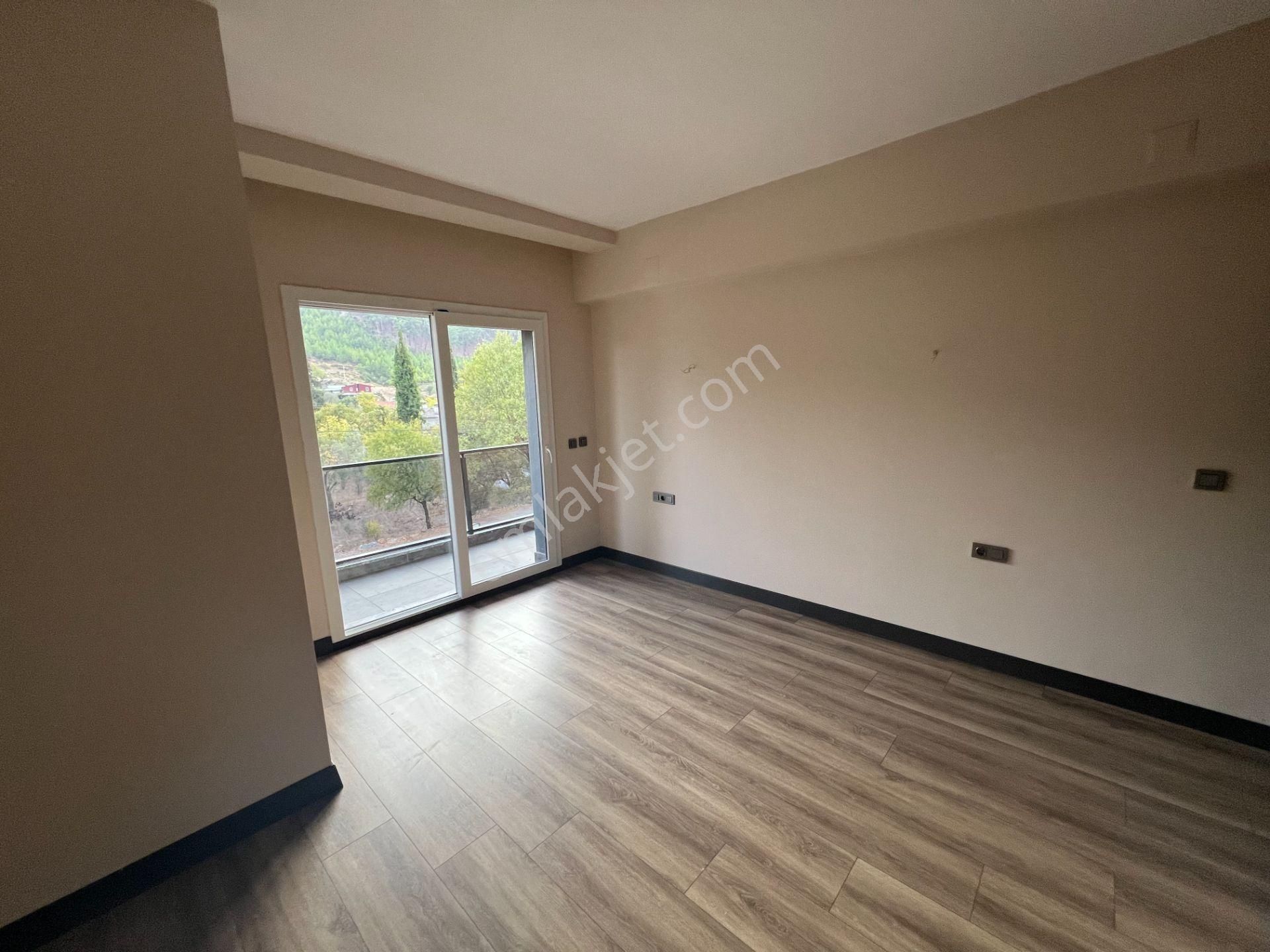 Goldhouse Dan Kiralık Yeşilüzümlü De 5+1 Muhteşem Villa Fırsatı - Görsel 20