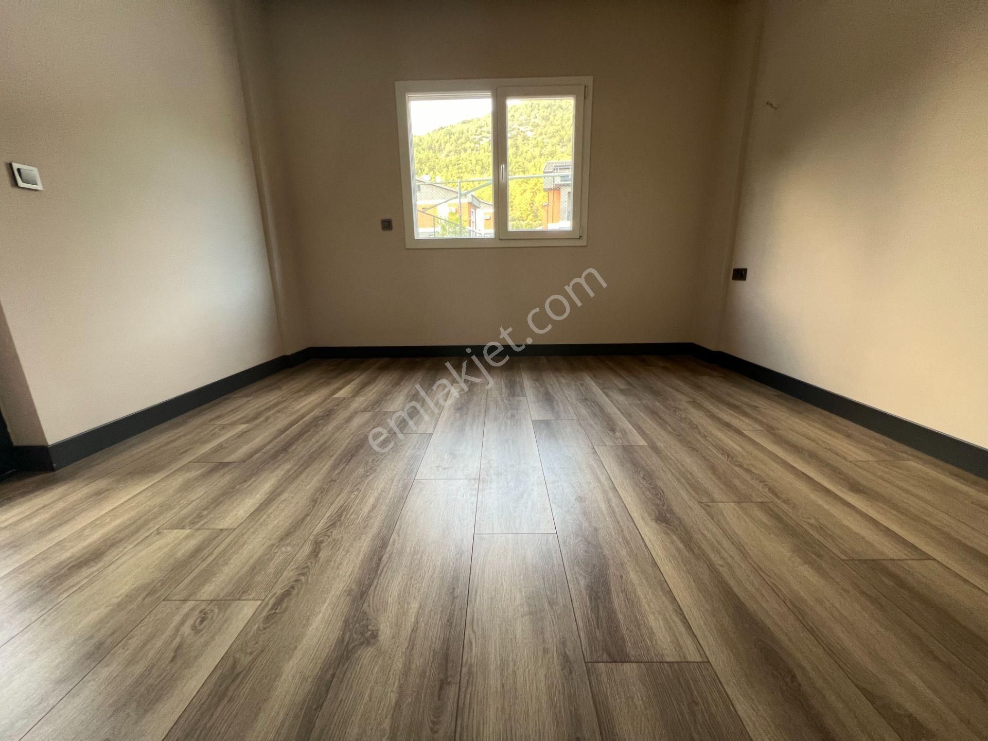 Goldhouse Dan Kiralık Yeşilüzümlü De 5+1 Muhteşem Villa Fırsatı - Görsel 11