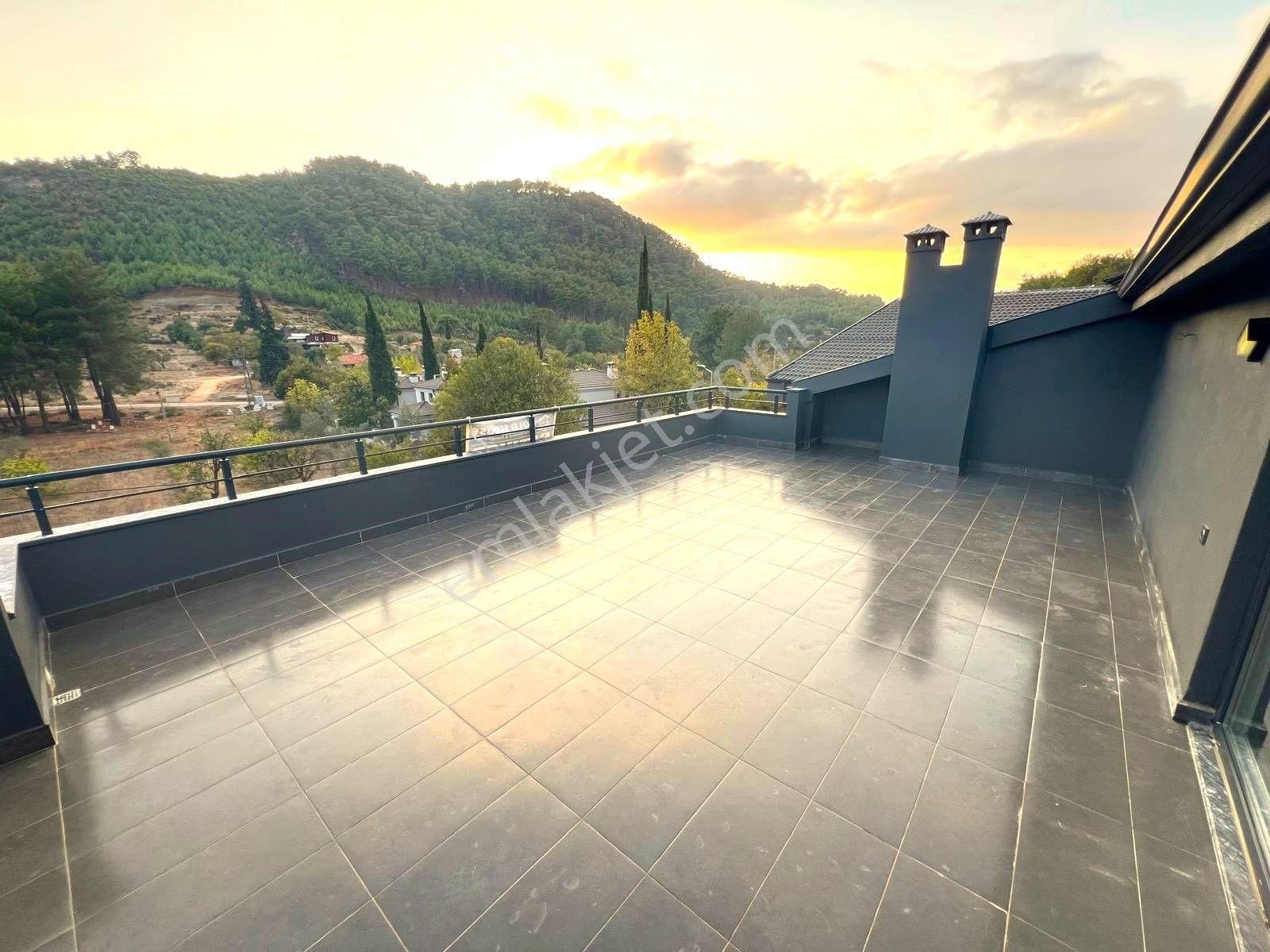 Goldhouse Dan Kiralık Yeşilüzümlü De 5+1 Muhteşem Villa Fırsatı - Görsel 27