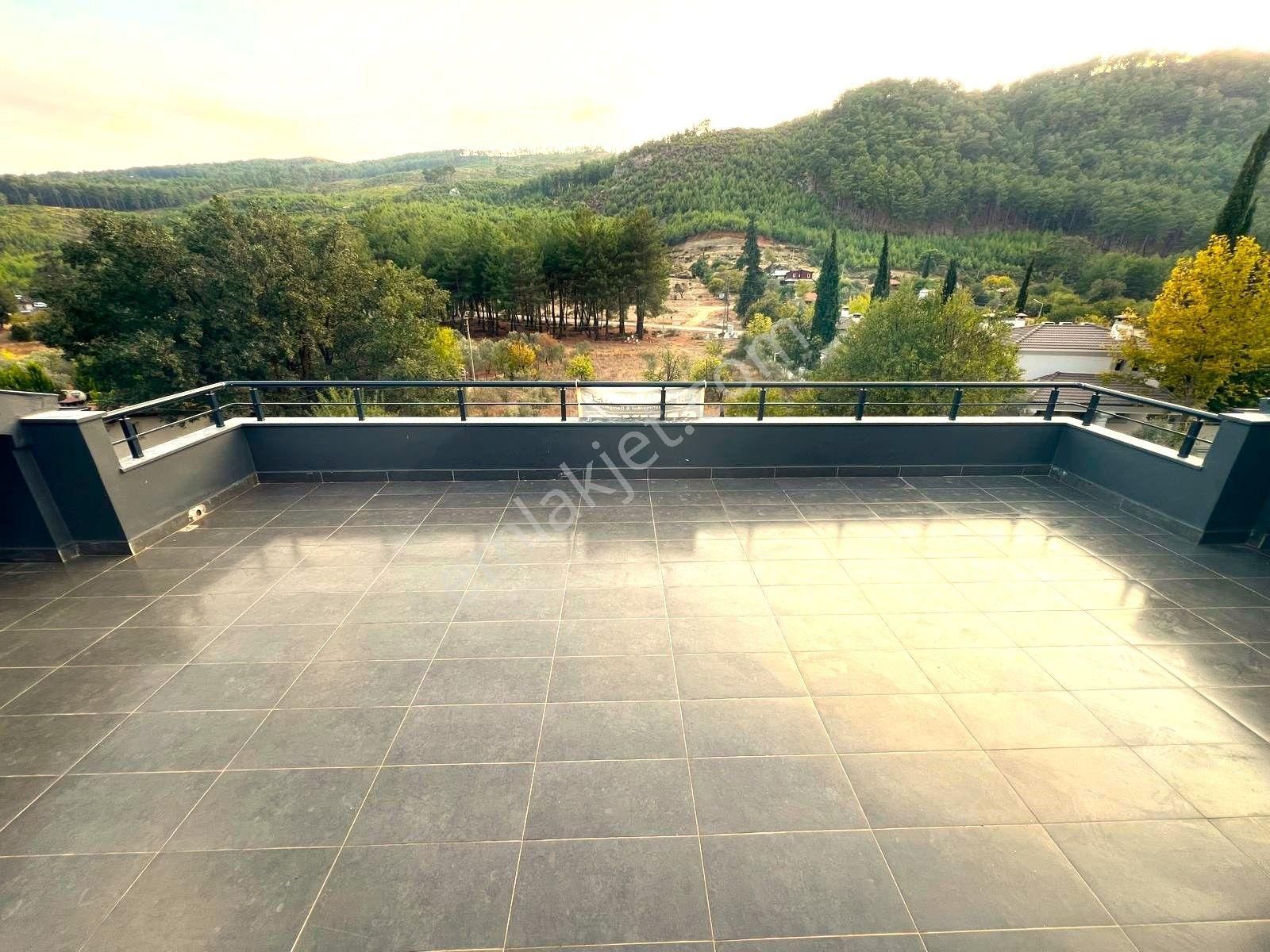 Goldhouse Dan Kiralık Yeşilüzümlü De 5+1 Muhteşem Villa Fırsatı - Görsel 26