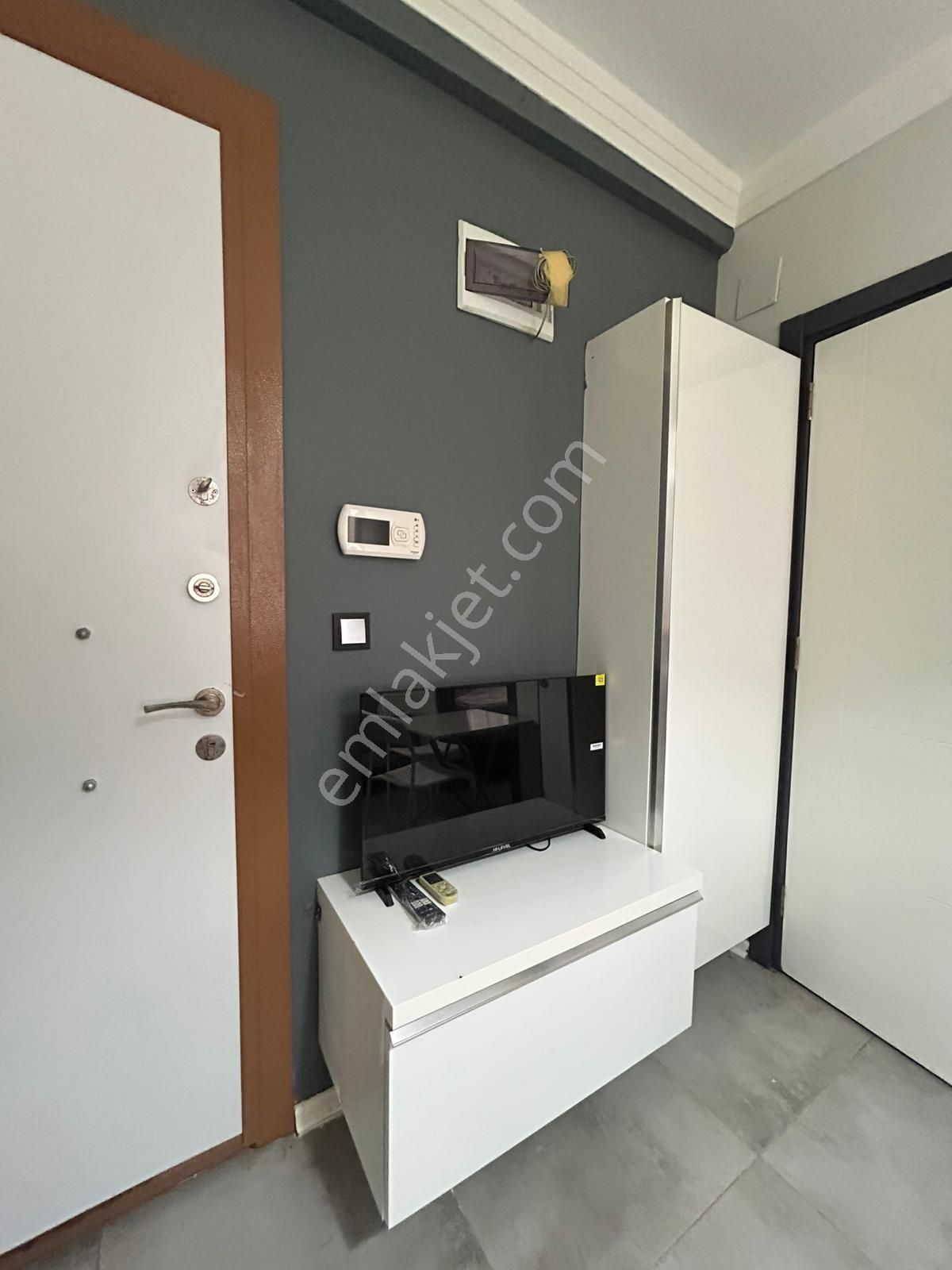 Adana Beyazevlerde Eşyaları Kullanılmamış Eşyalı Ev Merkezi Konumda Kiralık 1+1 - Görsel 5