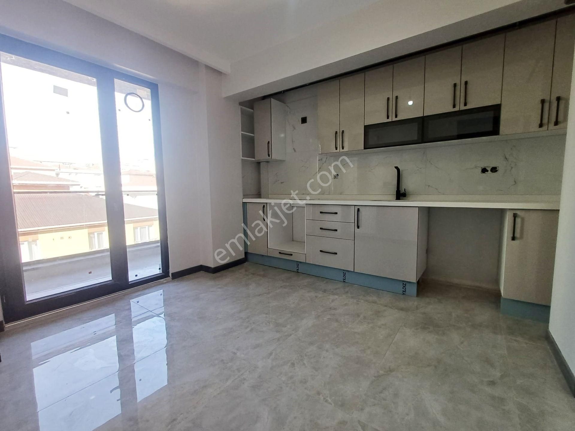 Mertcan Dan Hürriyet Mah Ebeveyn Banyolu 3+1 Arakat Lüks Daire - Görsel 15