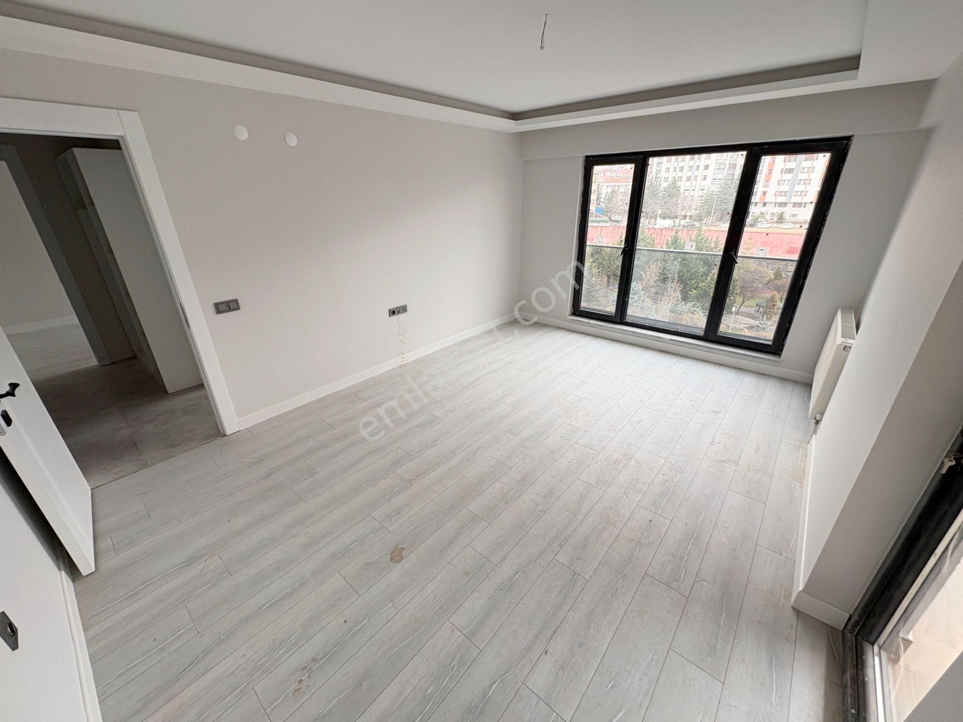 2+1 Sıfır Oturuma Hazır Etlik Merkezde Asansörlü İskanlı Fırsat - Görsel 17