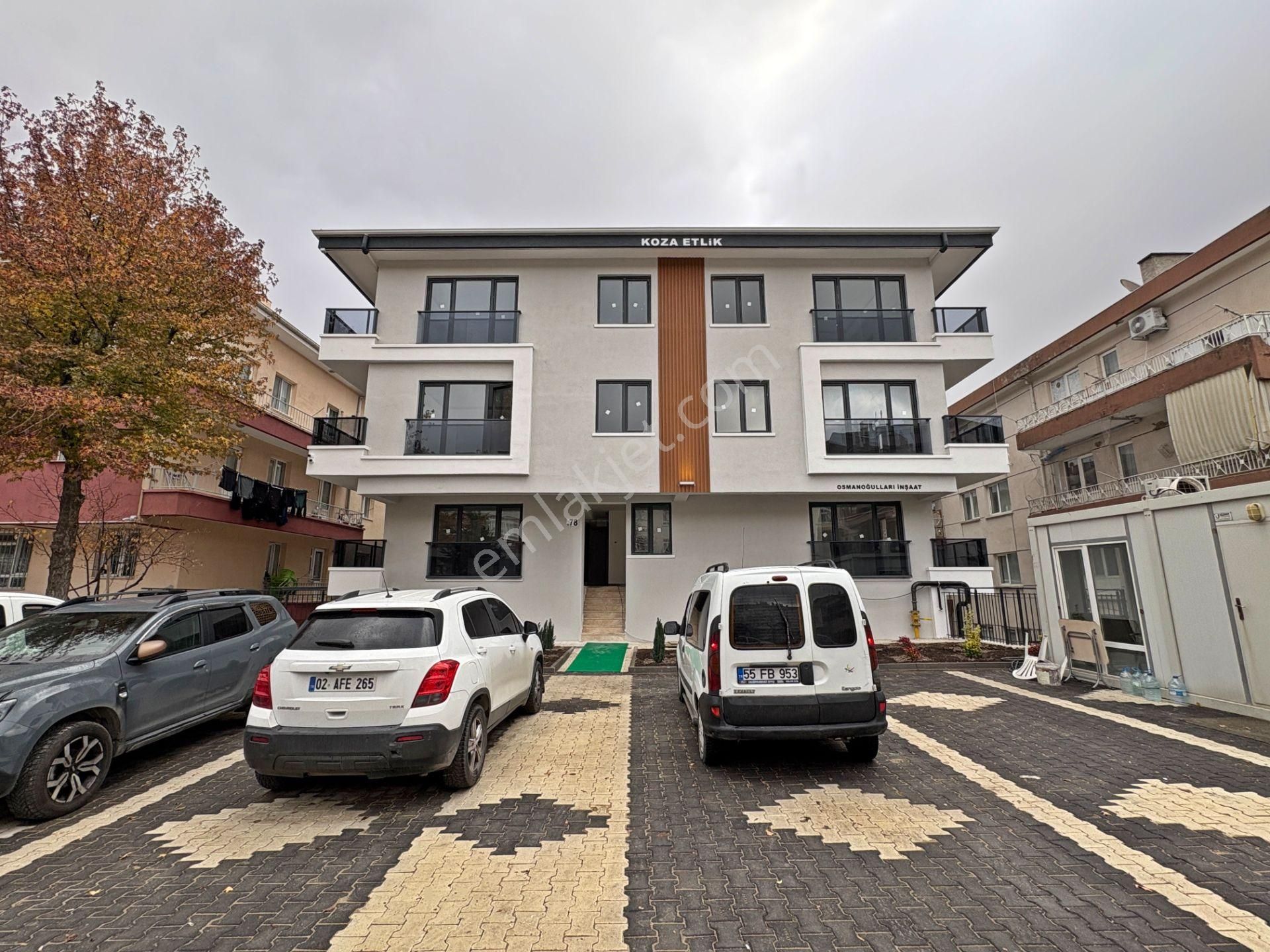 2+1 Sıfır Oturuma Hazır Etlik Merkezde Asansörlü İskanlı Fırsat