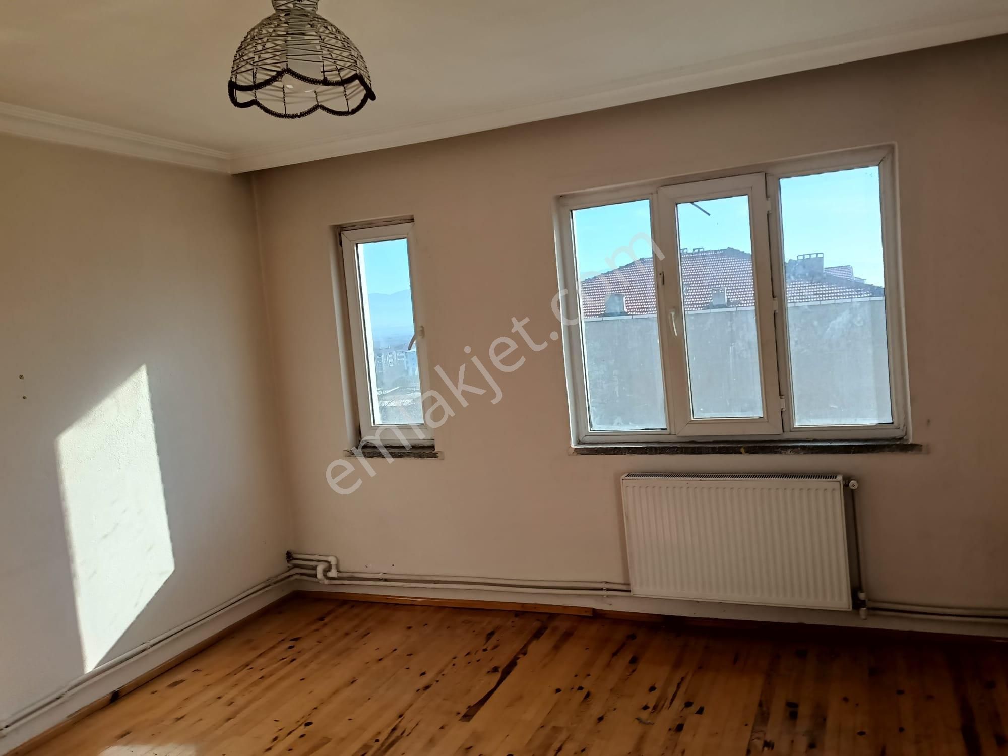 Acıpayam Merkez'de Apart Fiyatına 2+1(90)m² Daire