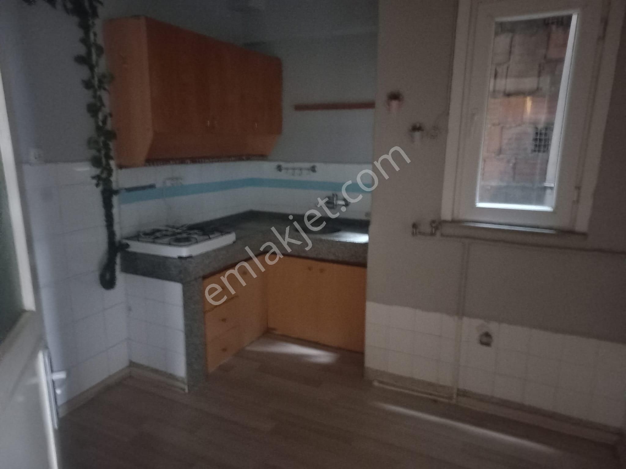 Küçükköy Merkezde 3oda 1salon Kiralık 2. Kat Daire - Görsel 4