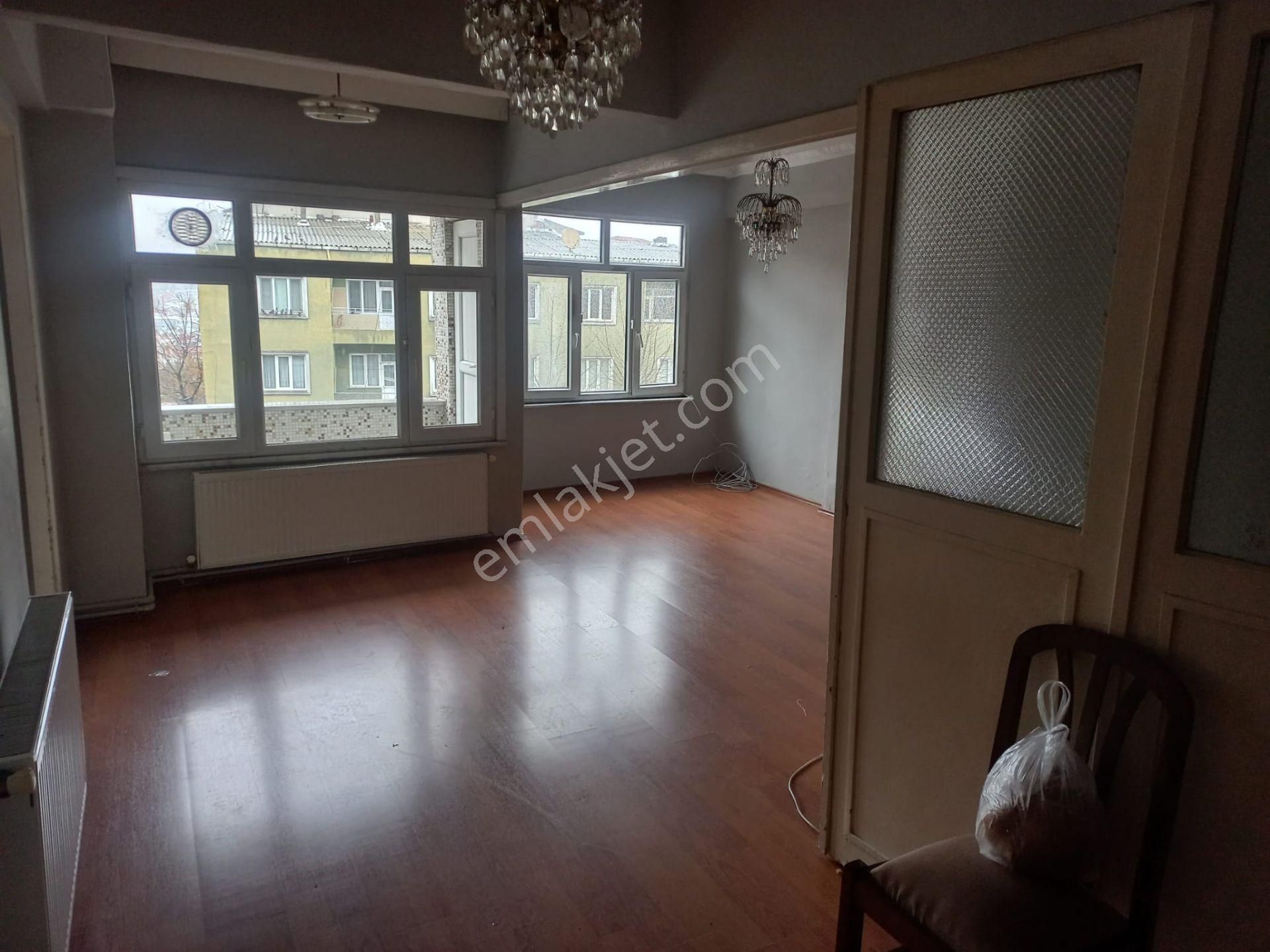 Küçükköy Merkezde 3oda 1salon Kiralık 2. Kat Daire - Görsel 8