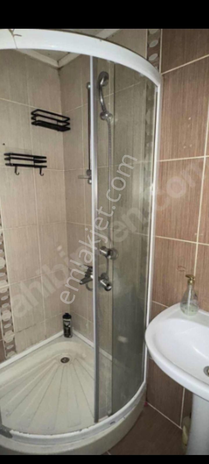 Şirintepe Mahallesi Emekli Sokak Eşyalı Kiralık 1+1 - Görsel 4