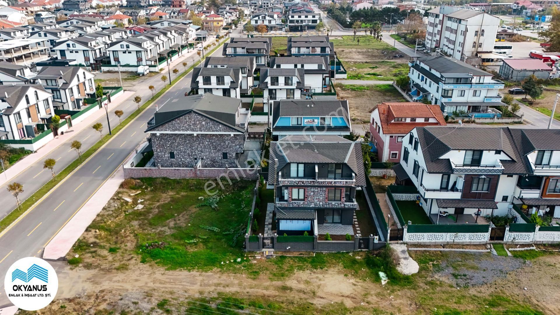 Sakarya Kocaalide Müstakil Bahçe Kullanımlı Villa!!! - Görsel 33