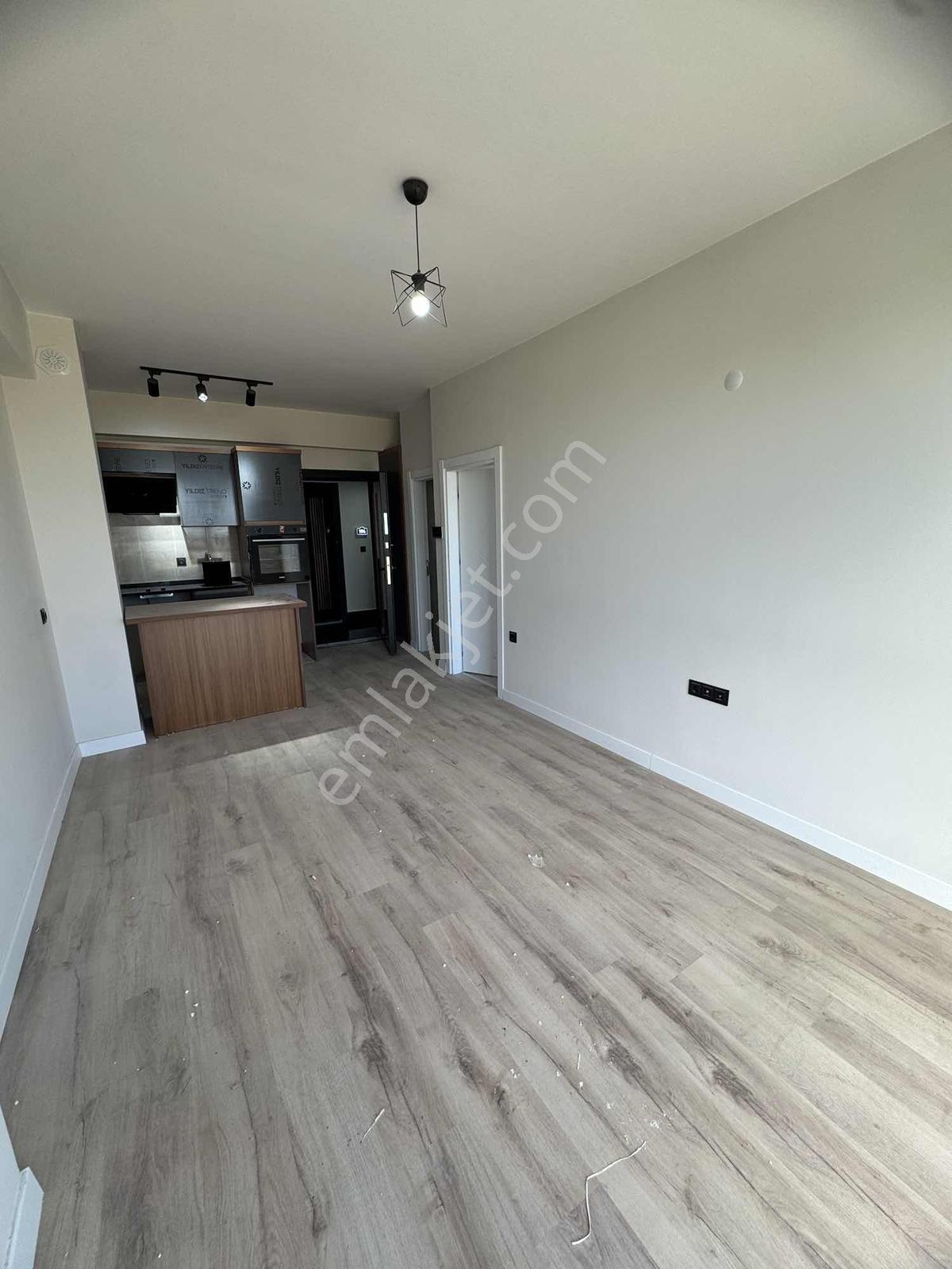 Tuğra'dan Uysal Gloria Residenza Havuz Cephe Arakat Ferah Daire - Görsel 5