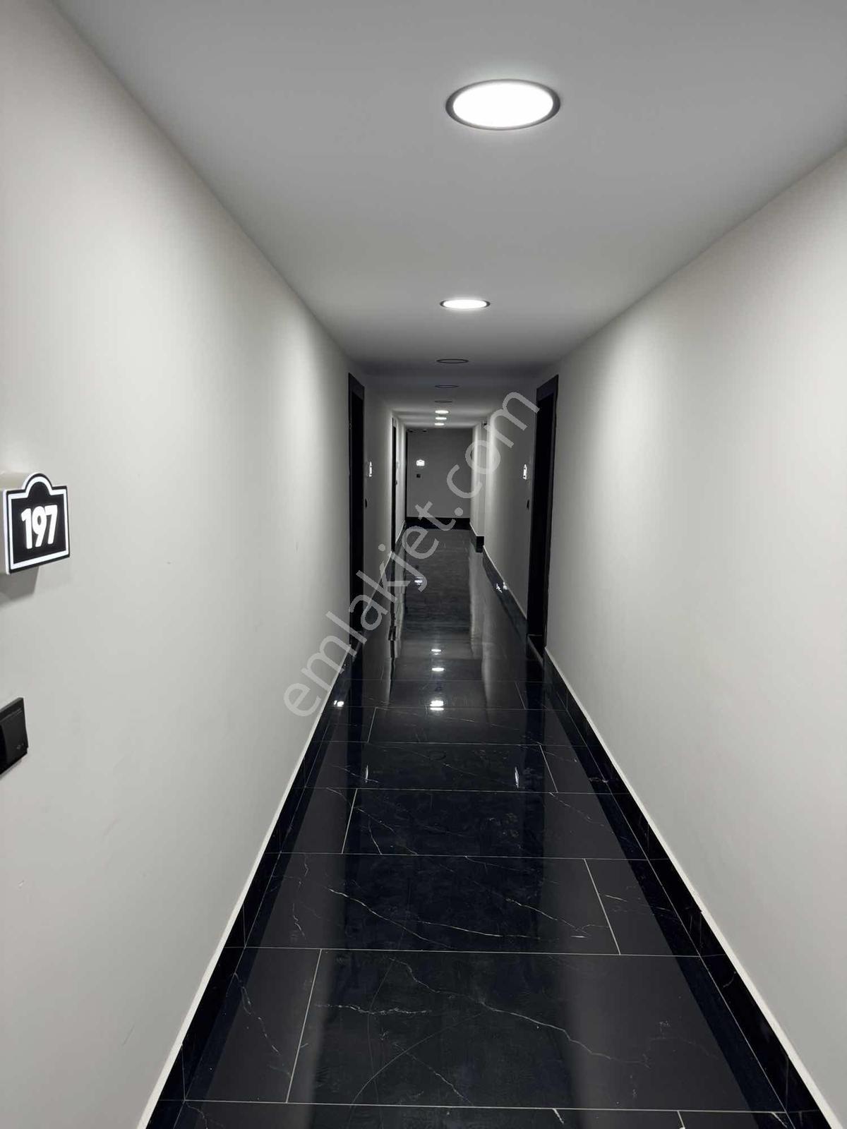 Tuğra'dan Uysal Gloria Residenza Havuz Cephe Arakat Ferah Daire - Görsel 25