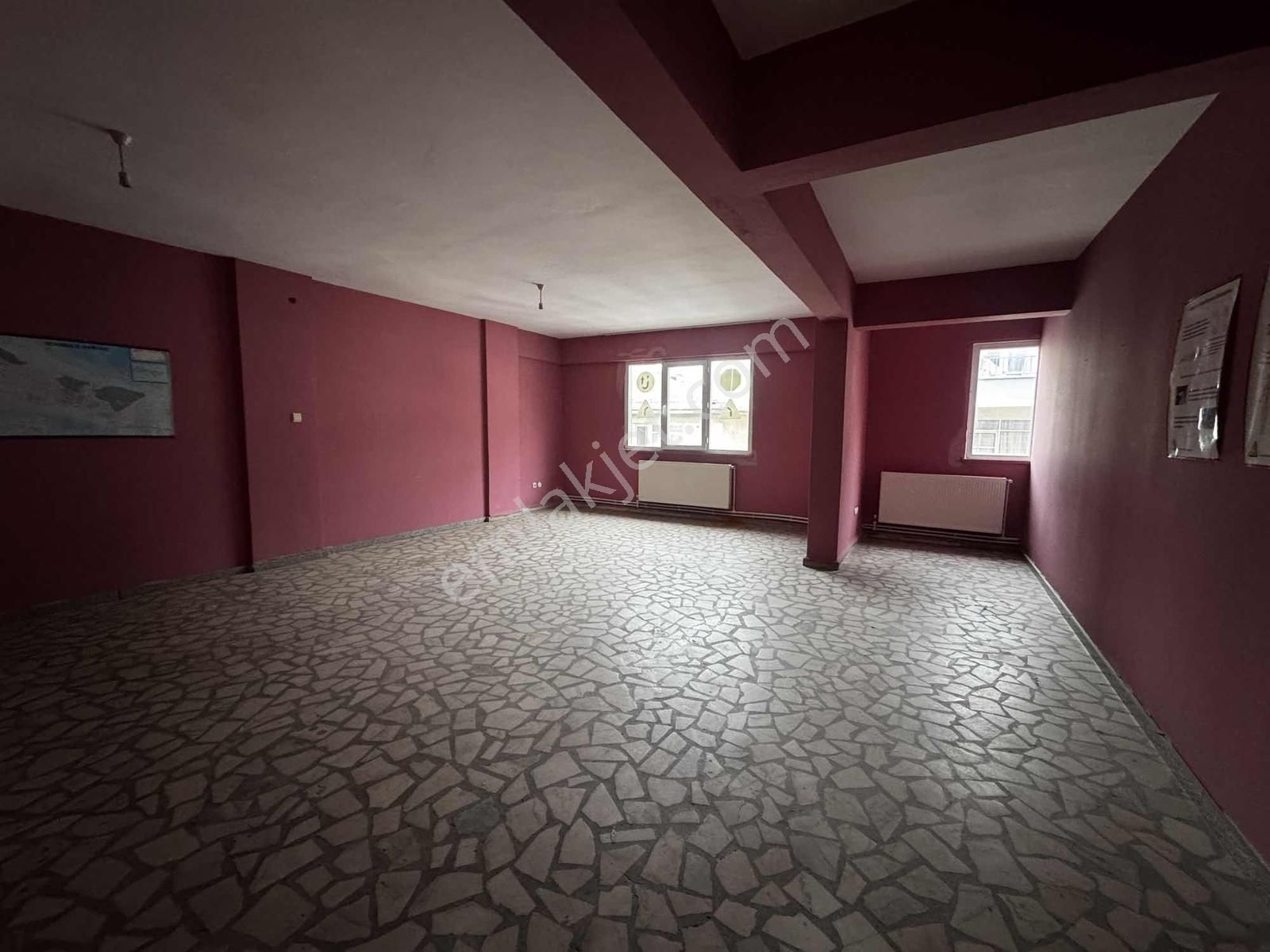 Vefa Gayrimenkulden Aydınlı Caddesine Cephe Kiralık 600m2 İşyeri - Görsel 9