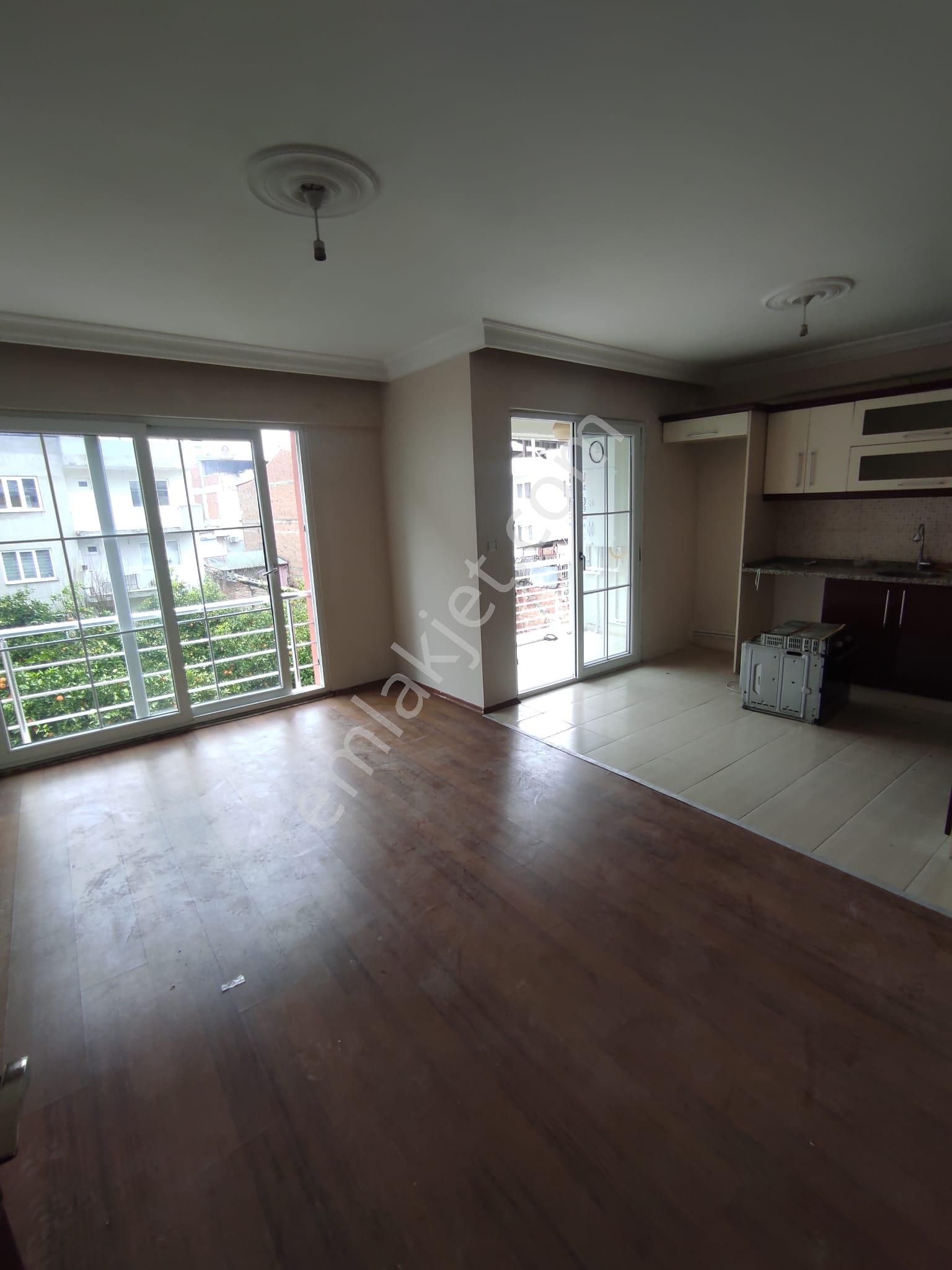 Ortak Emlaktan Kurtuluş Mahallesinde Doğalgazlı Kiralık 3+1 Daire - Görsel 12