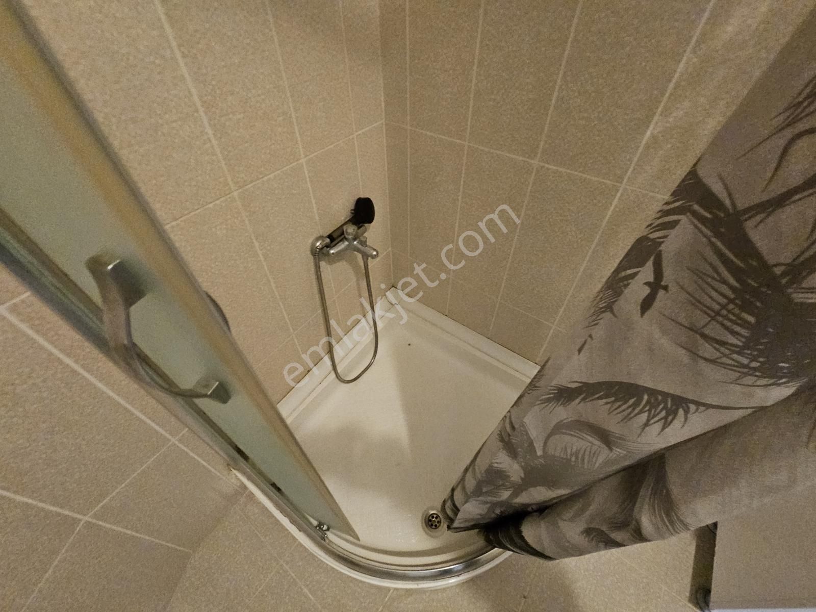 Kocamustafapaşa 110mk 3+1 Asansörlü Yeni Bina Ön Cephe 42.000tl - Görsel 7