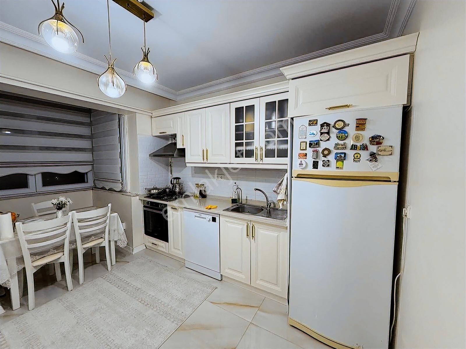 Başakşehir Onurkent Metro Yanı 3+1 Satılık Daire 135 M2 - Görsel 3