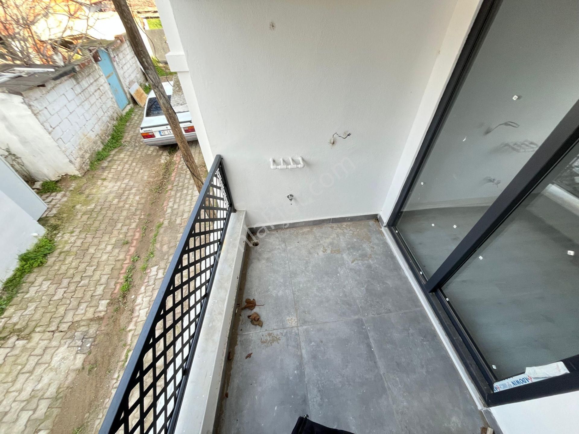 Parstan Zeytinlide Ön Cephe Yüksek Giriş Doğa İle İç İçe Lüx 2+1 - Görsel 10