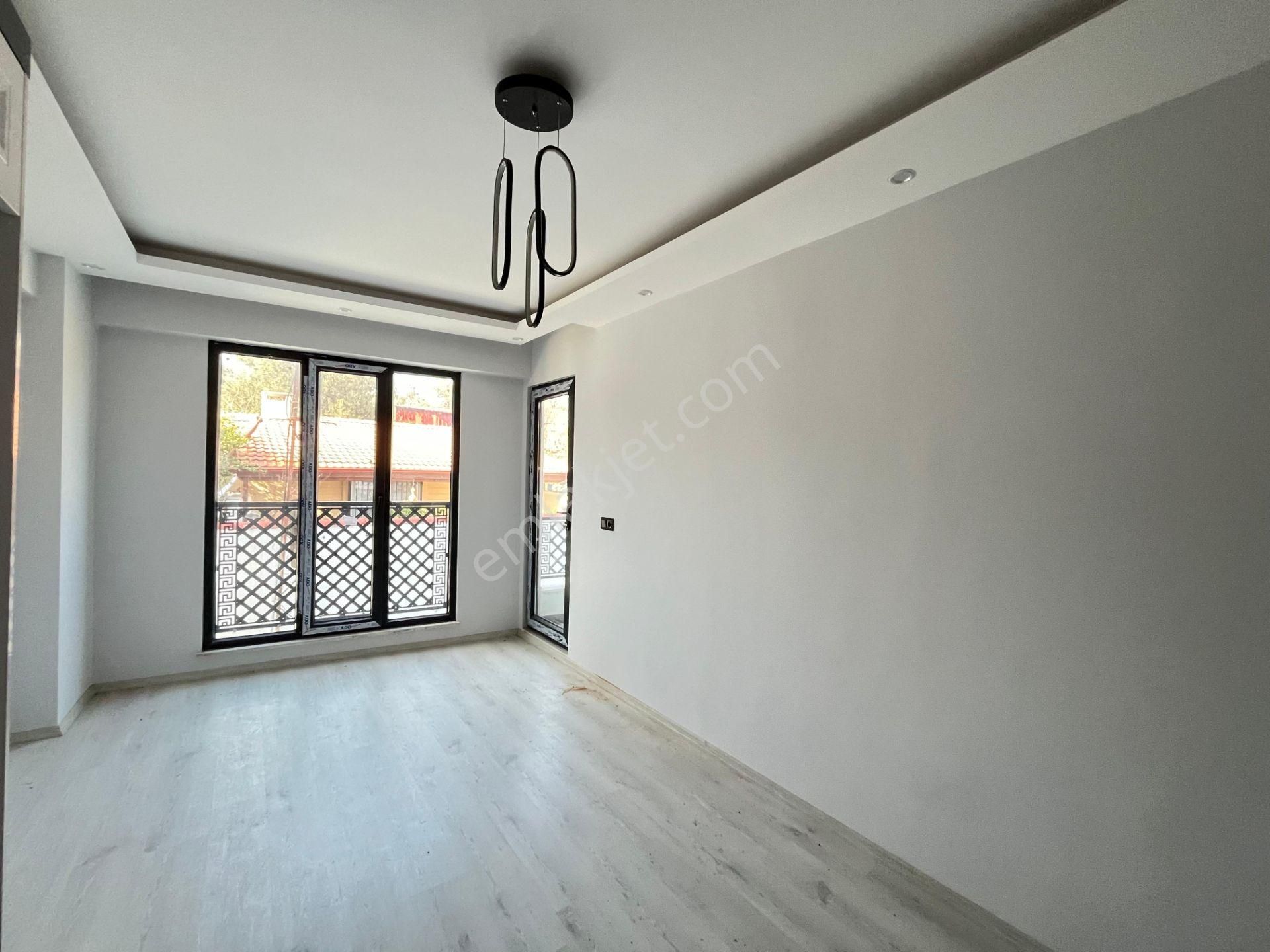 Parstan Zeytinlide Ön Cephe Yüksek Giriş Doğa İle İç İçe Lüx 2+1 - Görsel 11