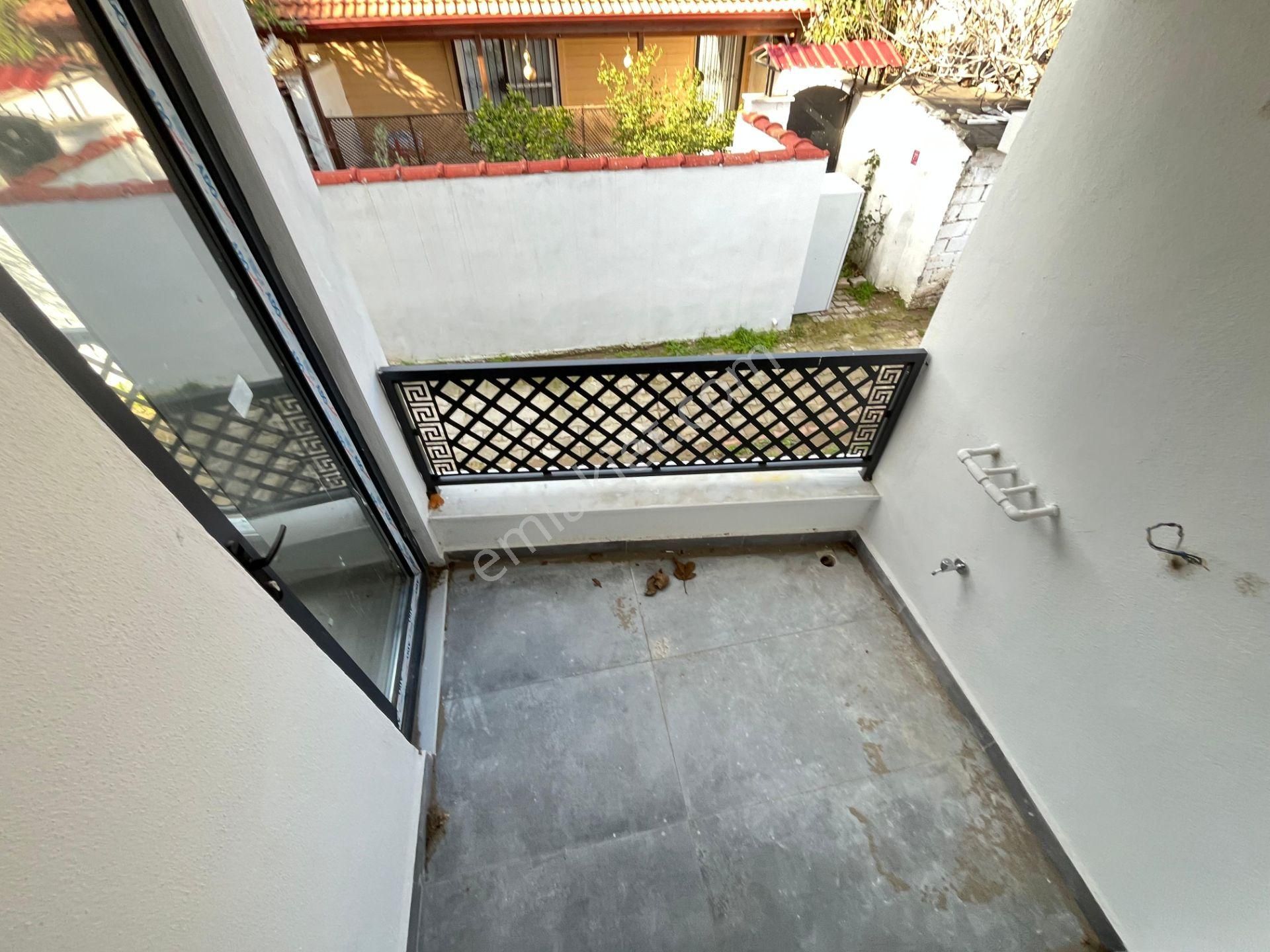 Parstan Zeytinlide Ön Cephe Yüksek Giriş Doğa İle İç İçe Lüx 2+1 - Görsel 18
