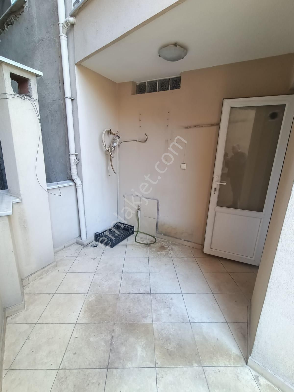 Yuvam Gayrimenkul'den Mithatpaşa Mah. Satılık 1+1 Daire - Görsel 9