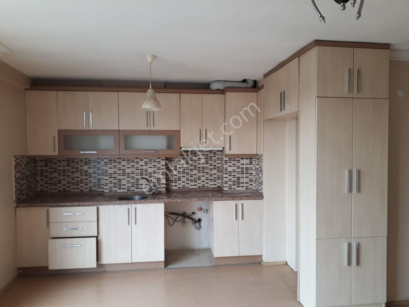 Yuvam Gayrimenkul'den Mithatpaşa Mah. Satılık 1+1 Daire - Görsel 3