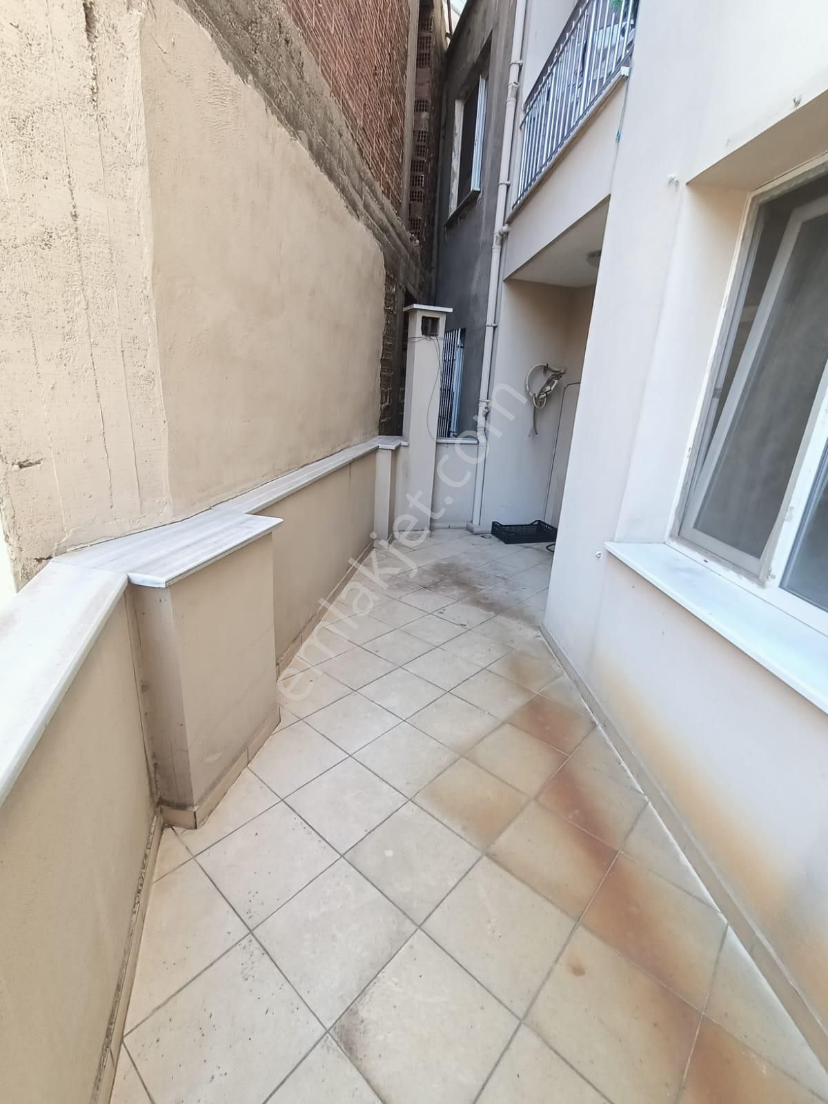 Yuvam Gayrimenkul'den Mithatpaşa Mah. Satılık 1+1 Daire - Görsel 10