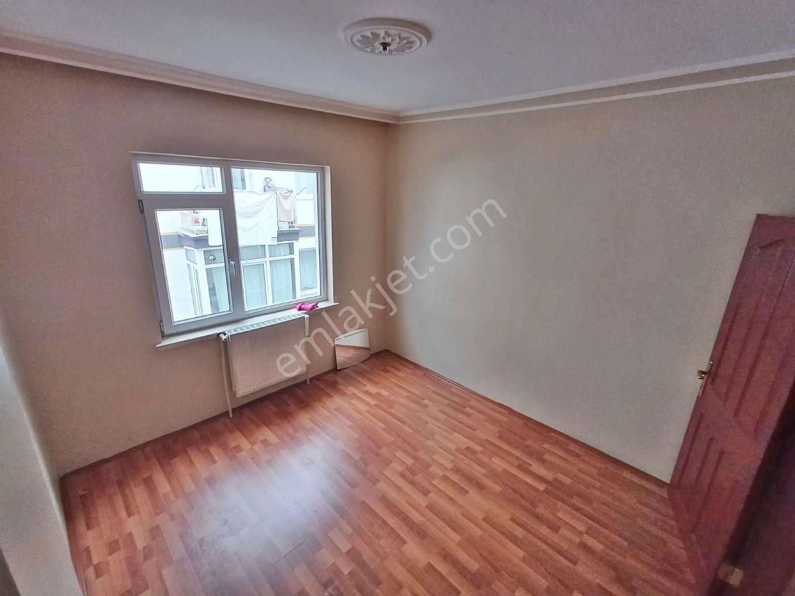 Abidinpaşa Mahallesinde Ara Katta Bağımsız Salon 3+1 Satılık Daire - Görsel 8