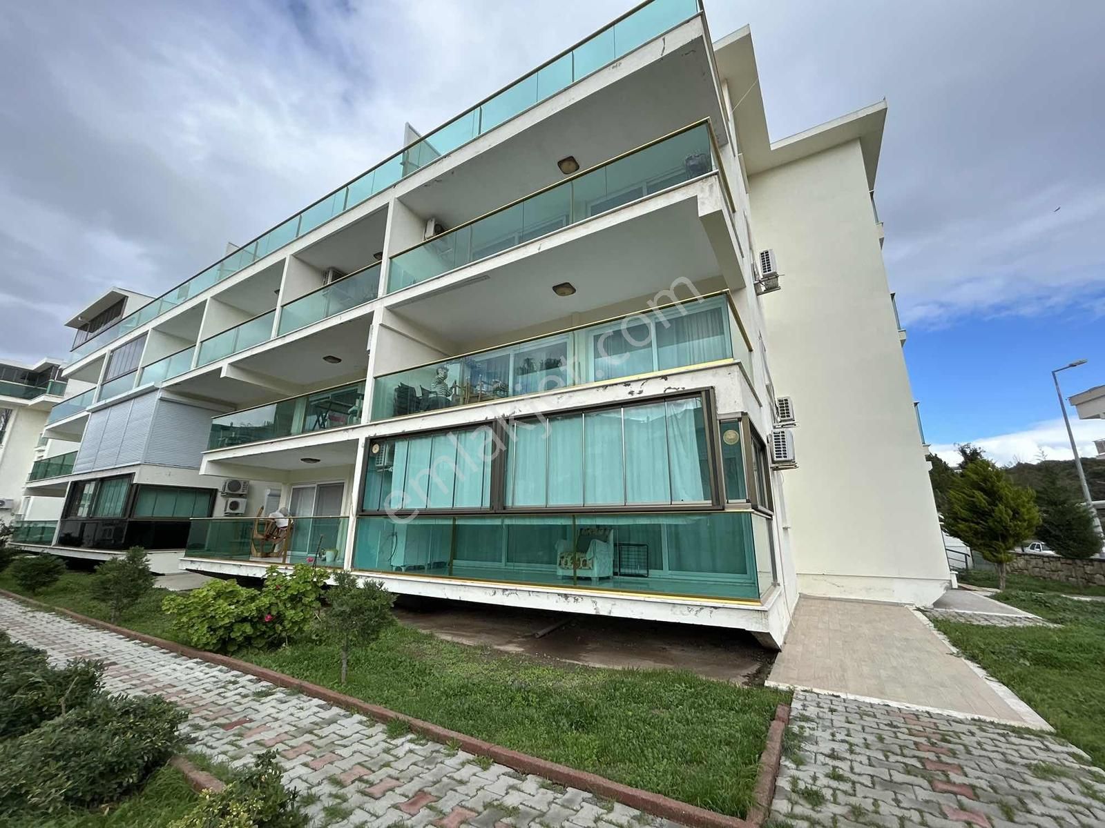 Didim Altınkumda Havuzlu Lüks Sitede Acil Satılık 3+1 Dublex - Görsel 2