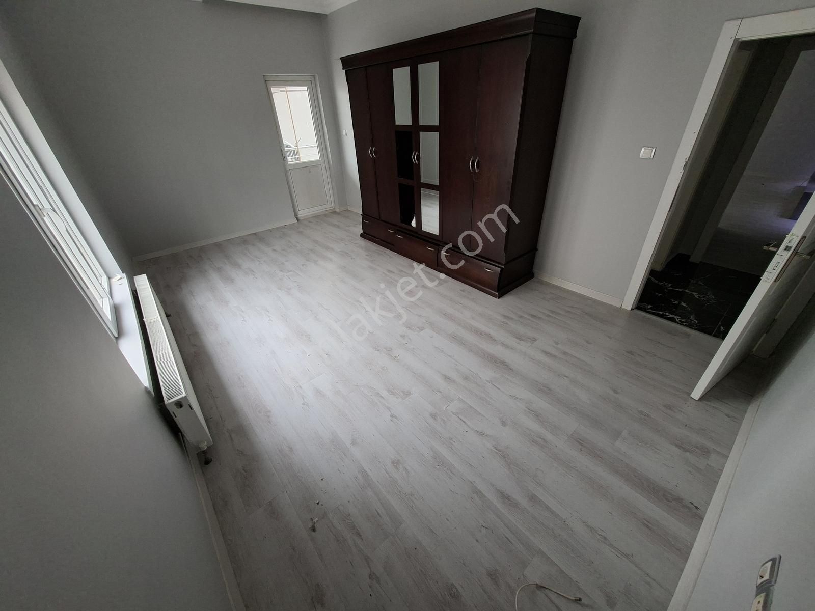 Kılıçsoy'dan Porsuk Cad. Kat Konumunda Büyük Balkonlu Yeni Boyal - Görsel 27