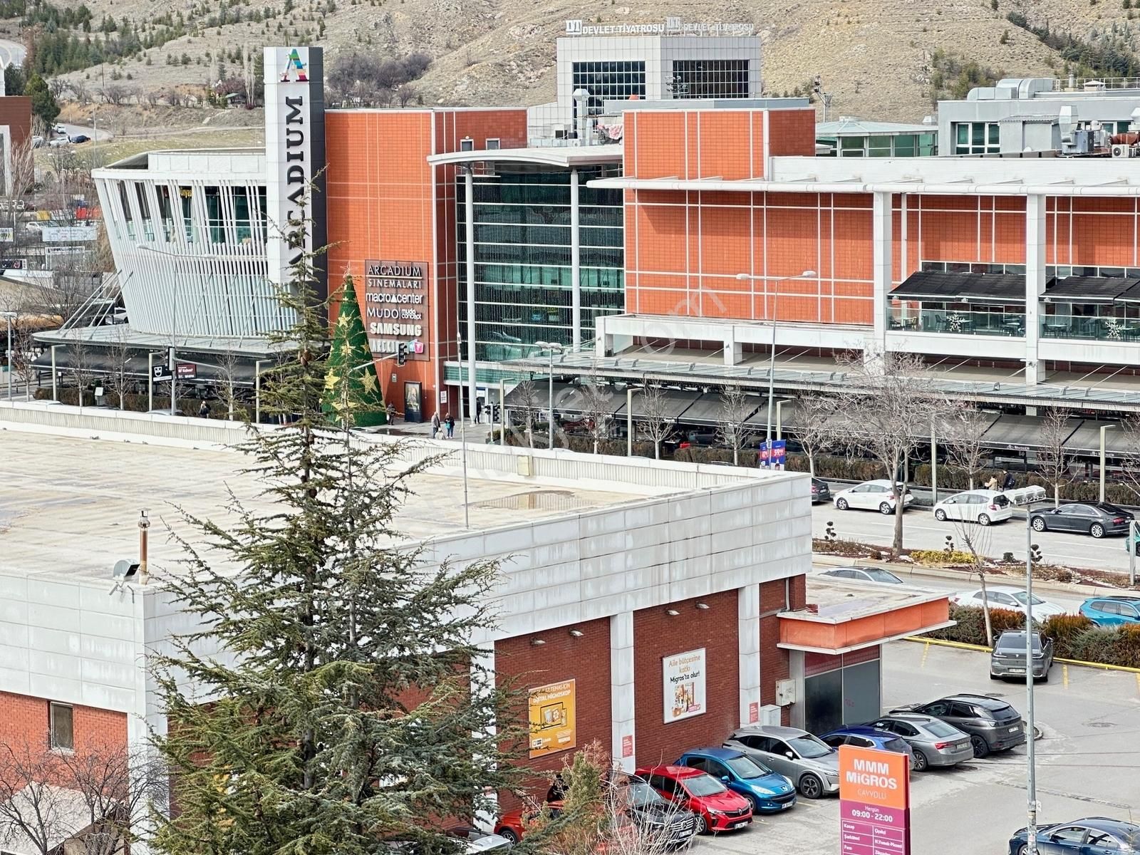 Turyap'tan Oyak 6 Sit. Komple Yenilenmiş Arcadium-metro Karşınd - Görsel 17