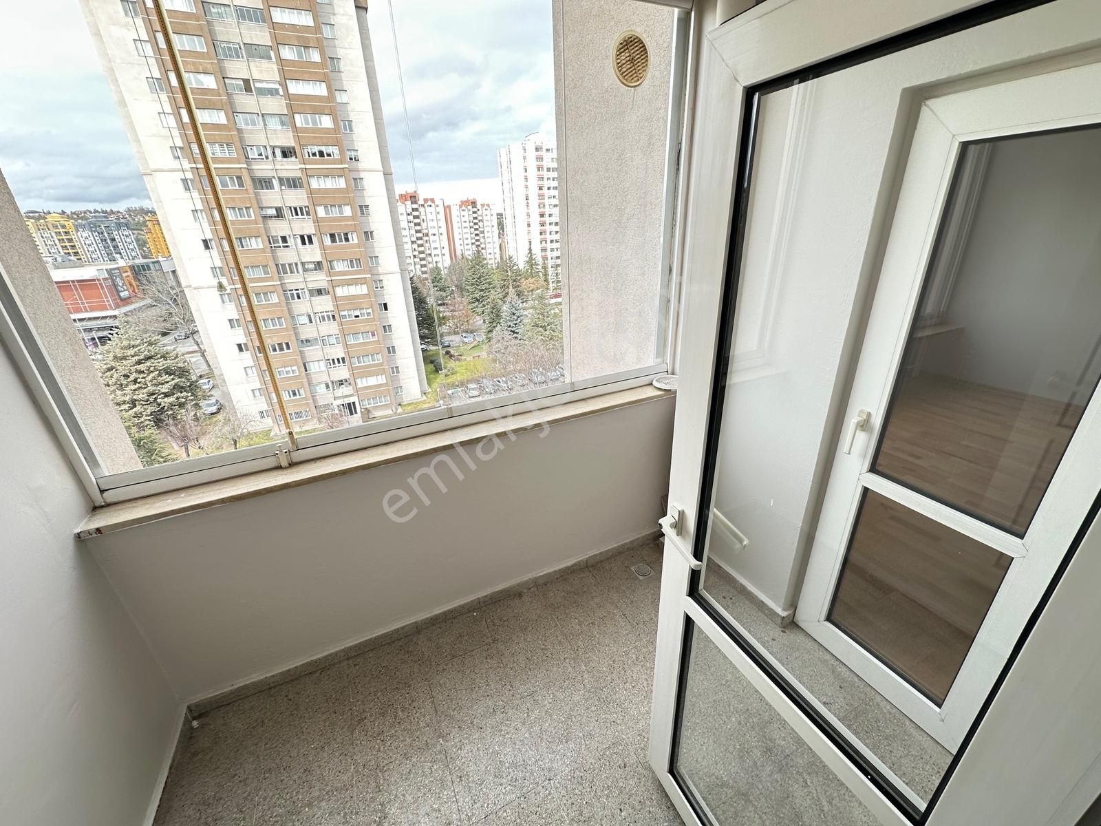 Turyap'tan Oyak 6 Sit. Komple Yenilenmiş Arcadium-metro Karşınd - Görsel 16