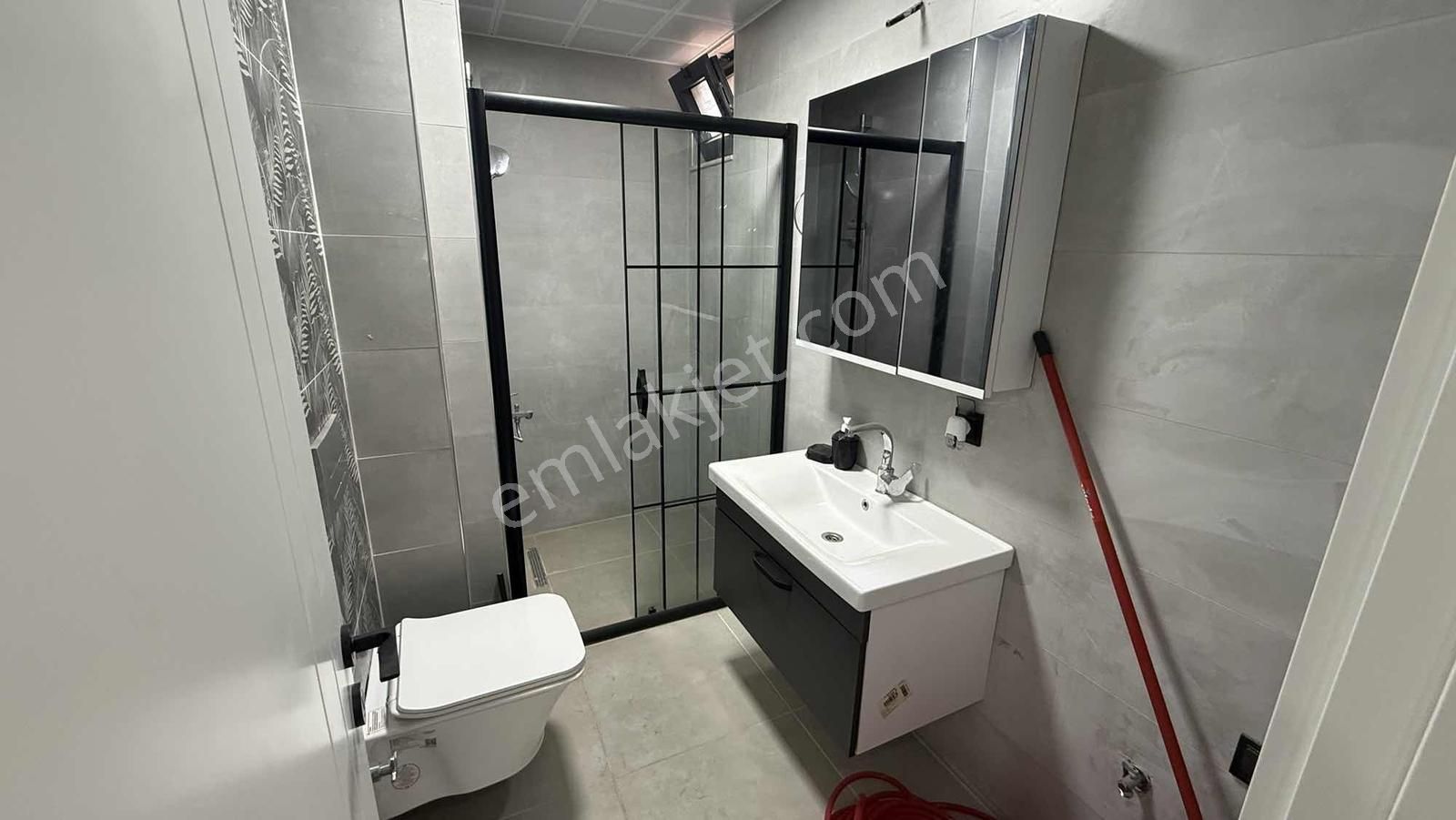 Altıntaş'ta Fıtness Hamam Saunalı Olımpık Y.havuzlu Kiralık 2+1 - Görsel 8