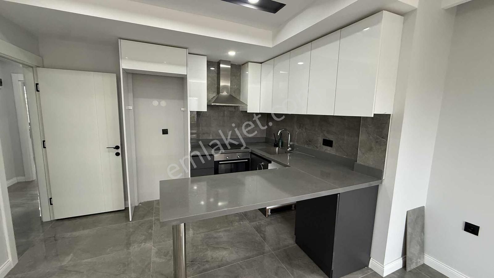 Altıntaş'ta Fıtness Hamam Saunalı Olımpık Y.havuzlu Kiralık 2+1 - Görsel 12