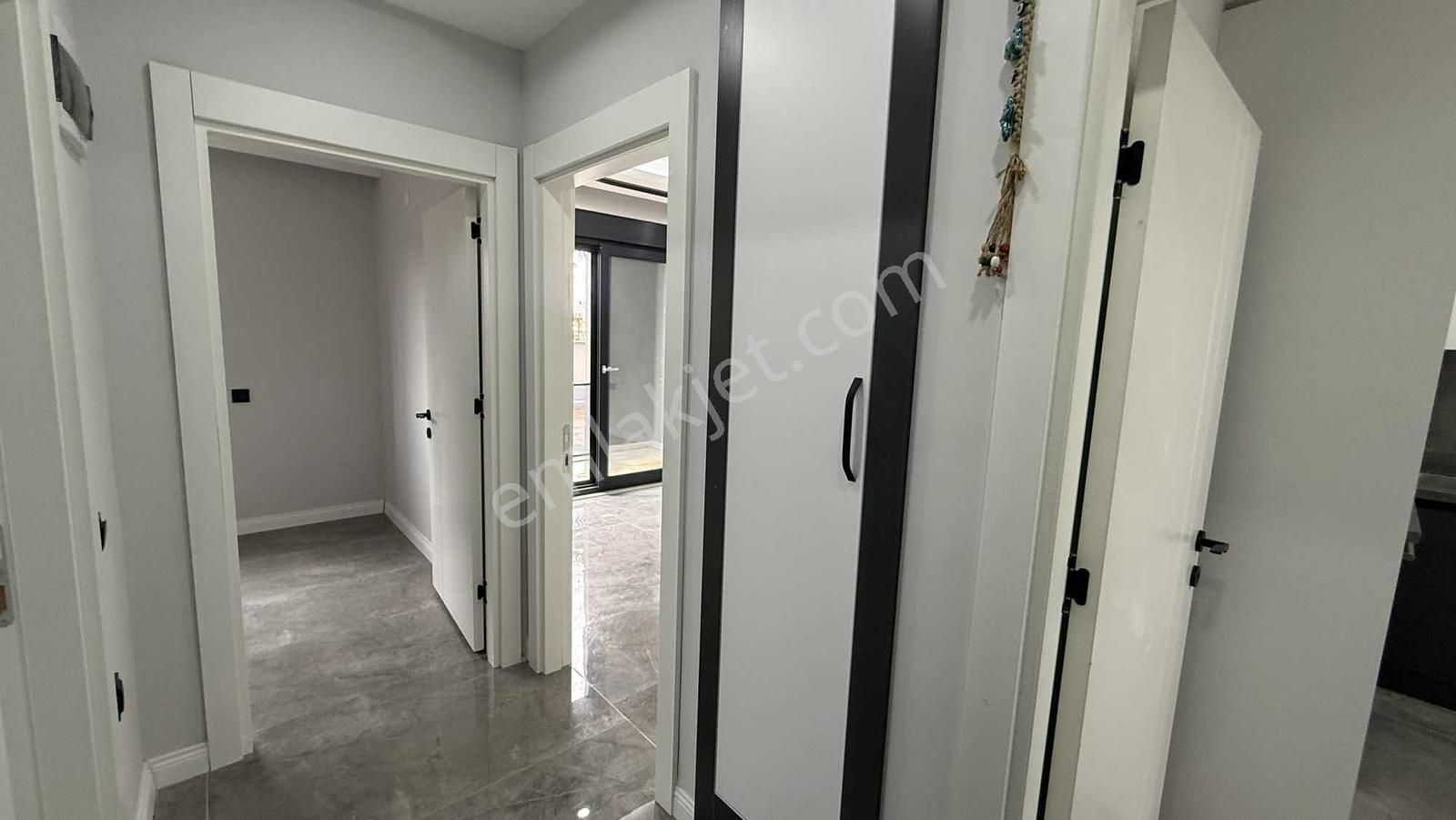 Altıntaş'ta Fıtness Hamam Saunalı Olımpık Y.havuzlu Kiralık 2+1 - Görsel 4