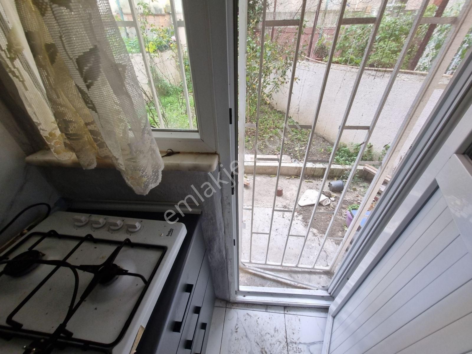 Kocamustafapaşa 85mk 2+1full Yapılı Bahçeli Bodrum Katı 20.000tl - Görsel 15