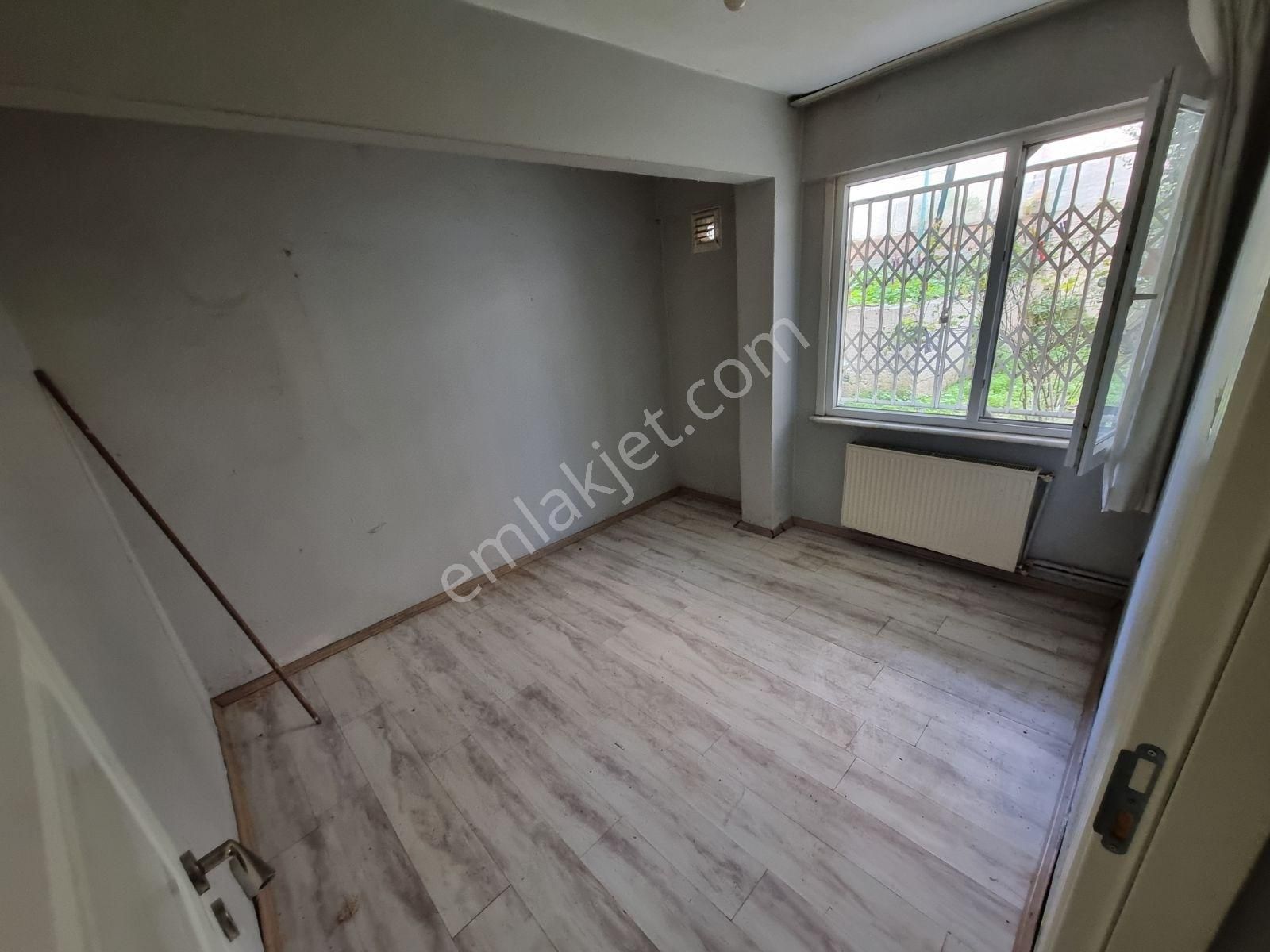 Kocamustafapaşa 85mk 2+1full Yapılı Bahçeli Bodrum Katı 20.000tl - Görsel 24