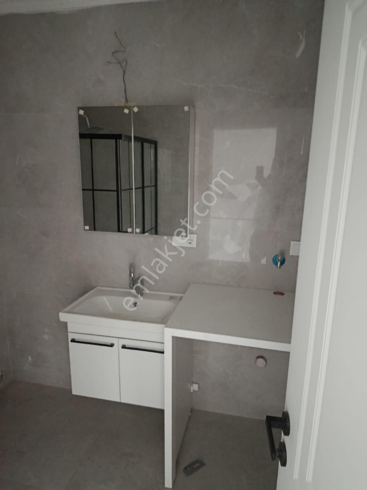 Akçay Doruk Gayrimenkul'den Kadıköy'de Emsalsiz Köşe 2+1 Daire - Görsel 14
