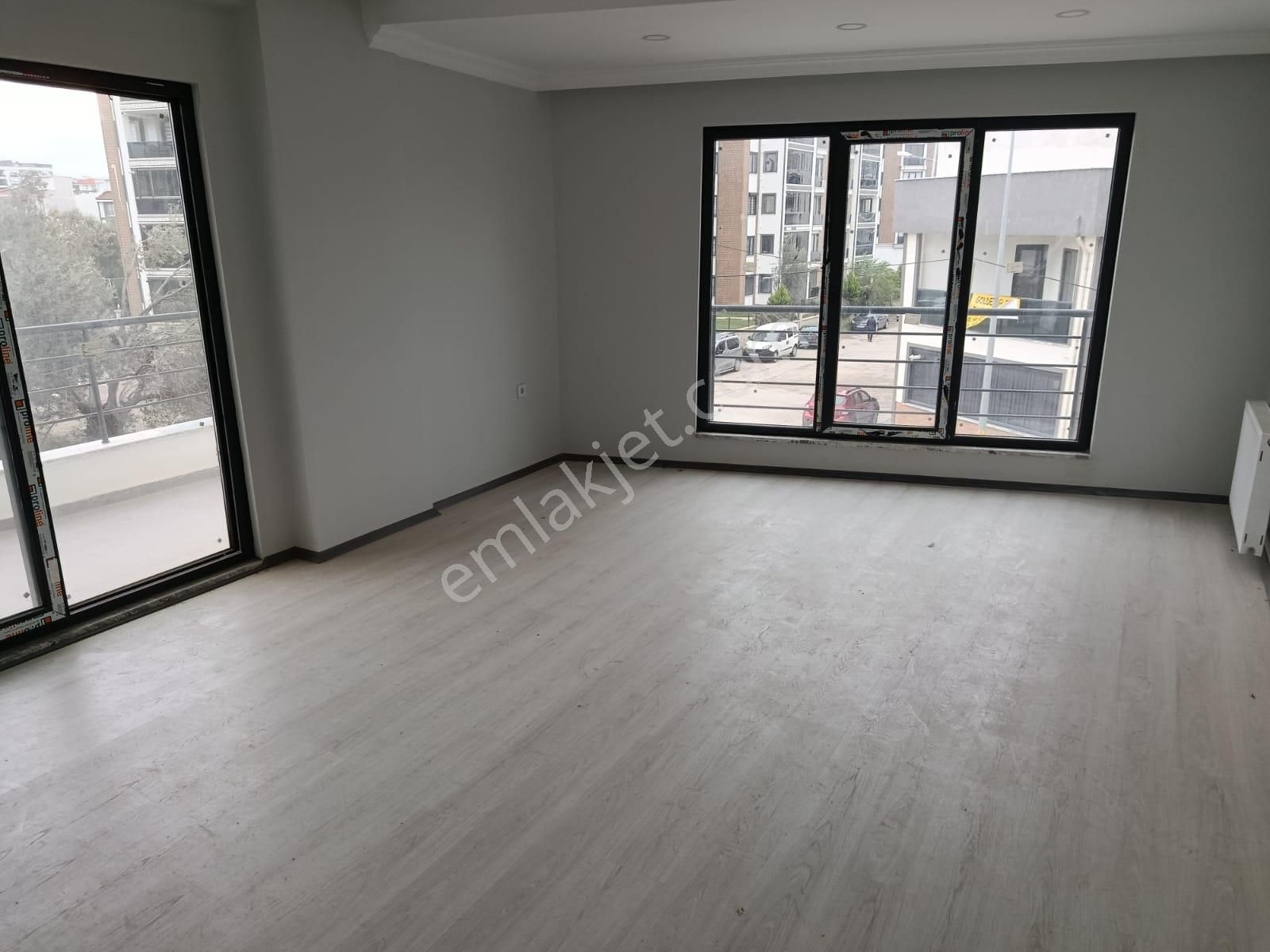 Akçay Doruk Gayrimenkul'den Kadıköy'de Emsalsiz Köşe 2+1 Daire - Görsel 26