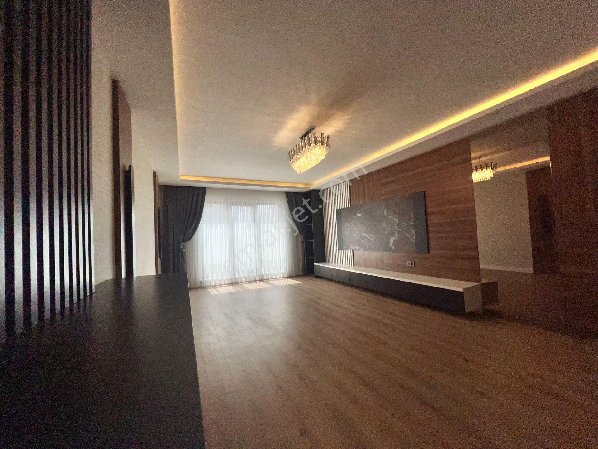 Pursaklar Ufuk Kılıç Emlak'tan Bulvar Cepheli Sıfır 4+1 Site Dairesi - Görsel 12